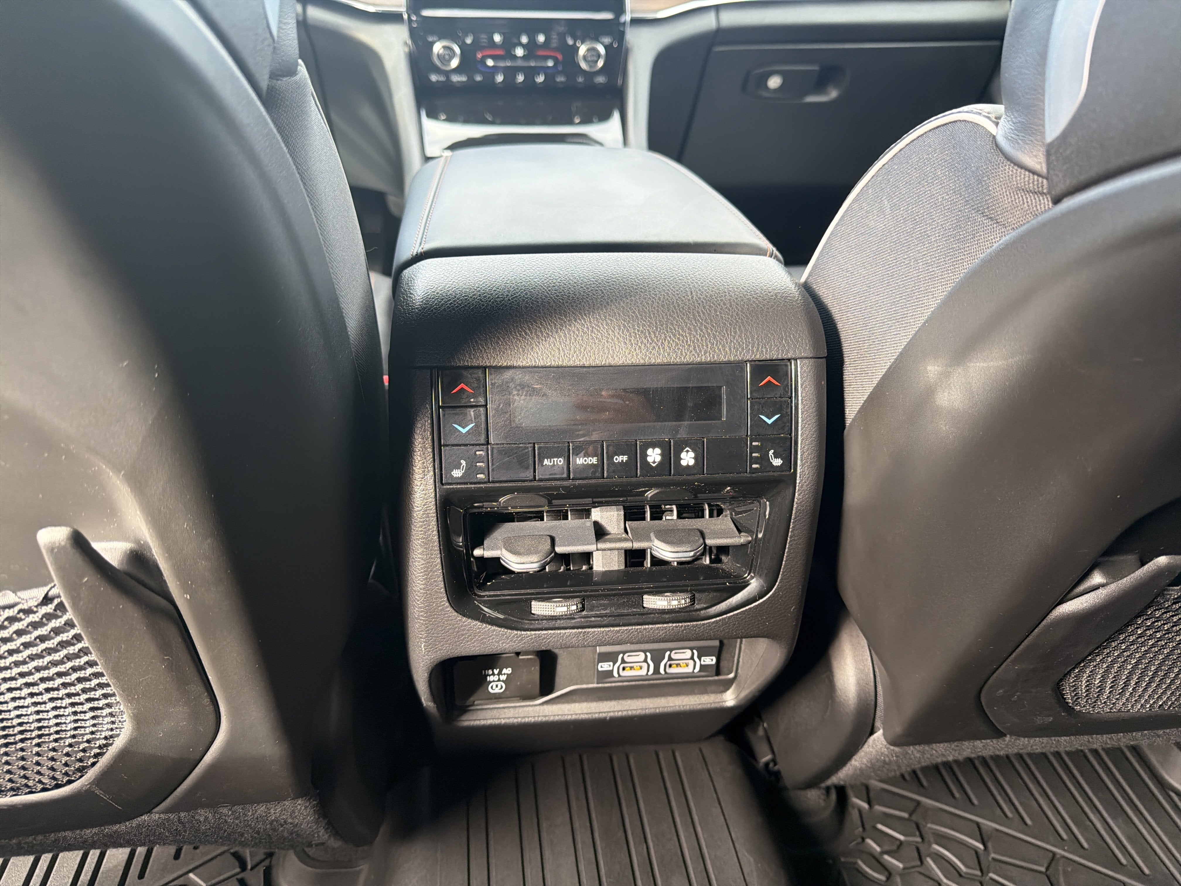 2022 Jeep Grand Cherokee 4xe Summit 4x4