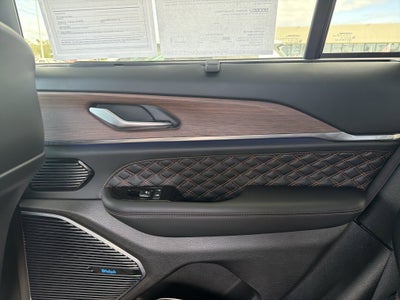 2022 Jeep Grand Cherokee 4xe Summit 4x4