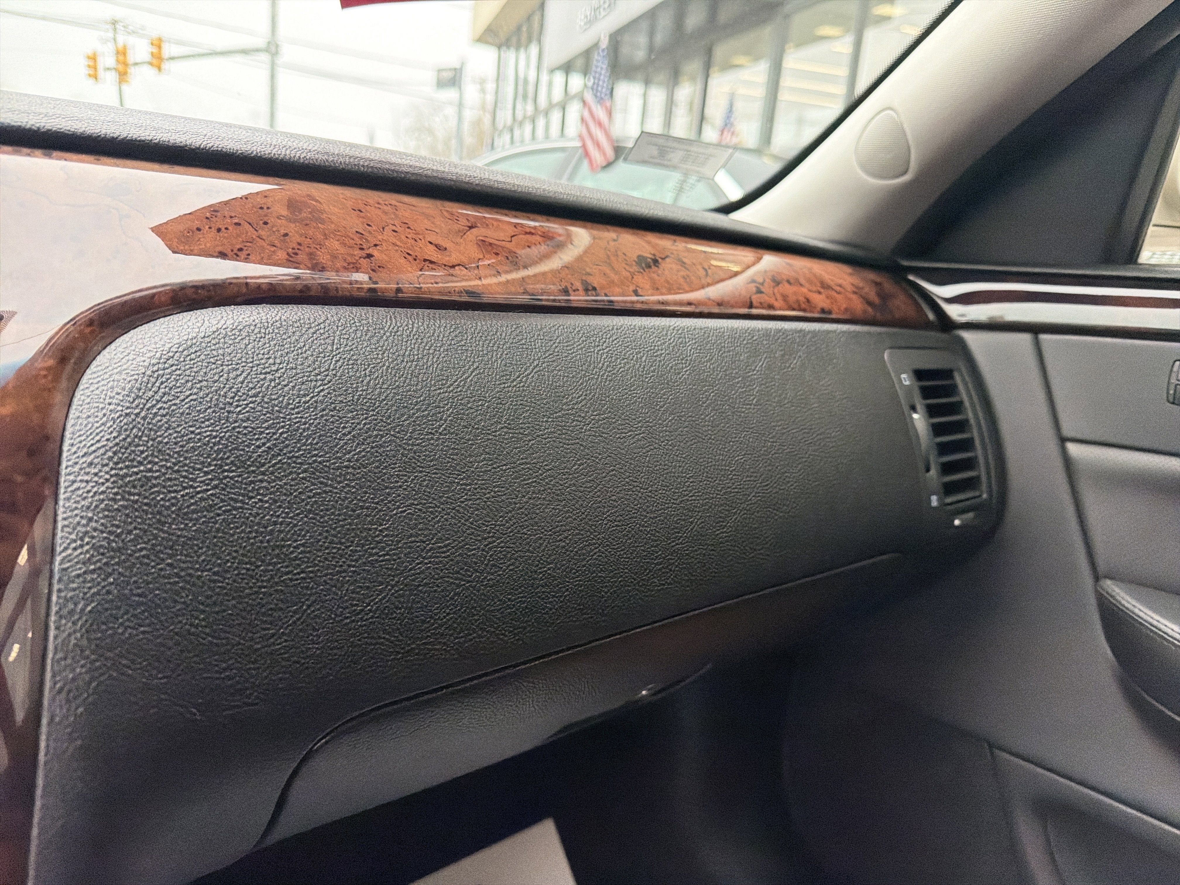 2011 Cadillac DTS Premium Collection