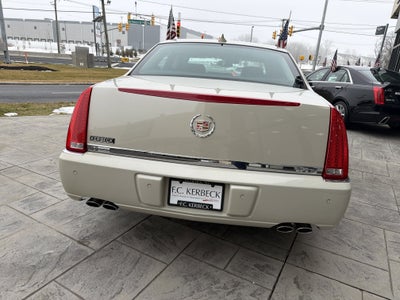 2011 Cadillac DTS Premium Collection