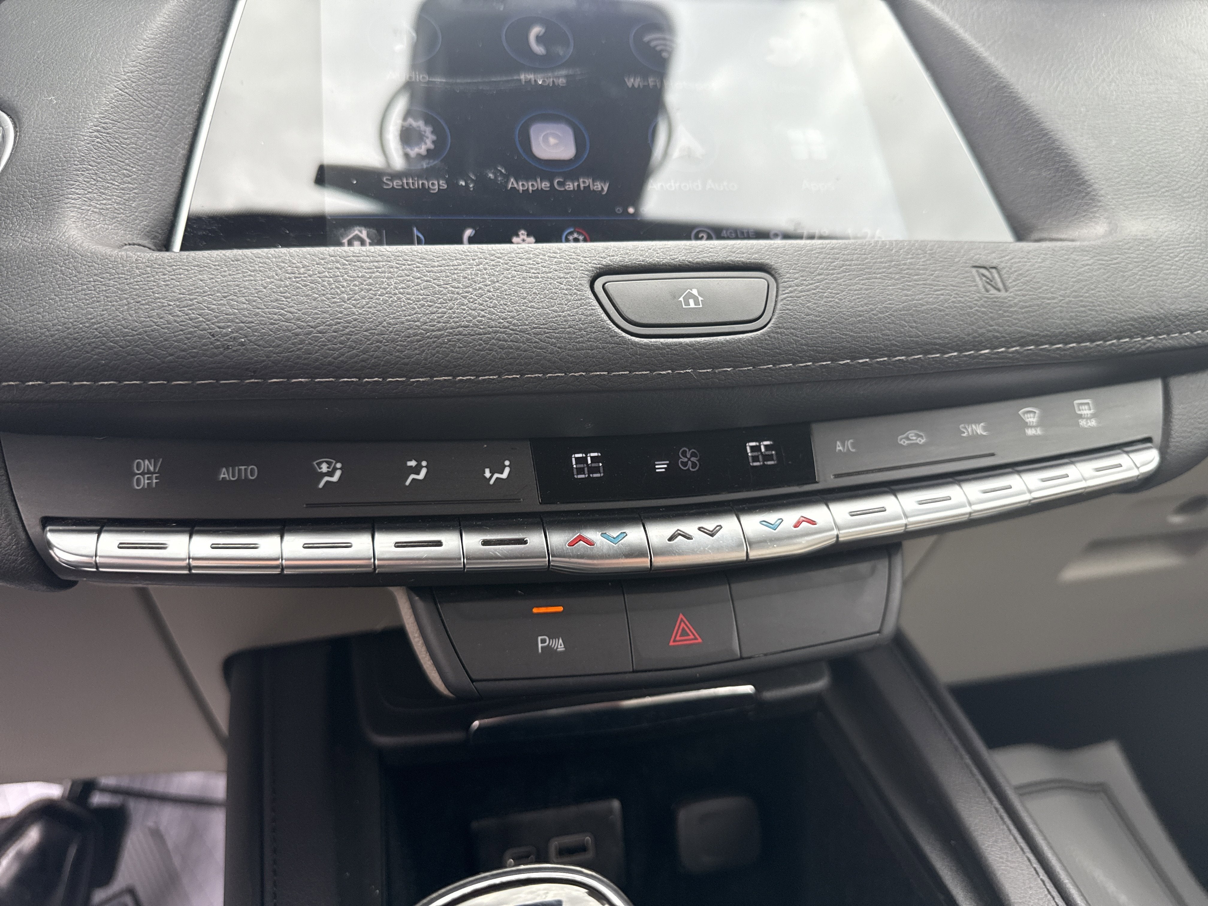 2021 Cadillac XT4 Premium Luxury