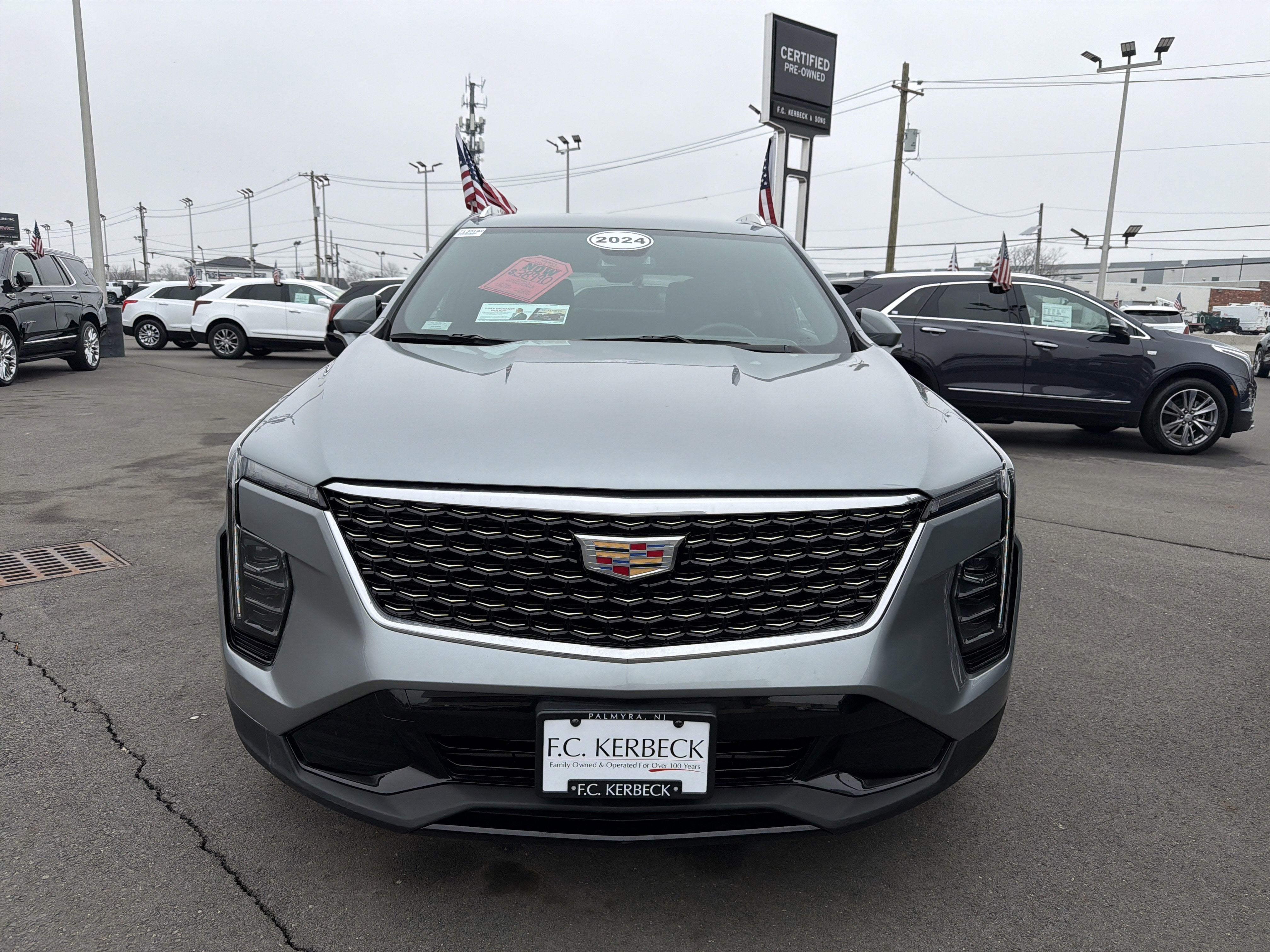2024 Cadillac XT4 Premium Luxury