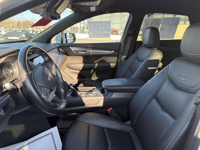 2022 Cadillac XT5 Luxury