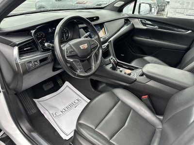 2022 Cadillac XT5 Premium Luxury