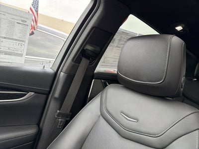 2022 Cadillac XT5 Premium Luxury