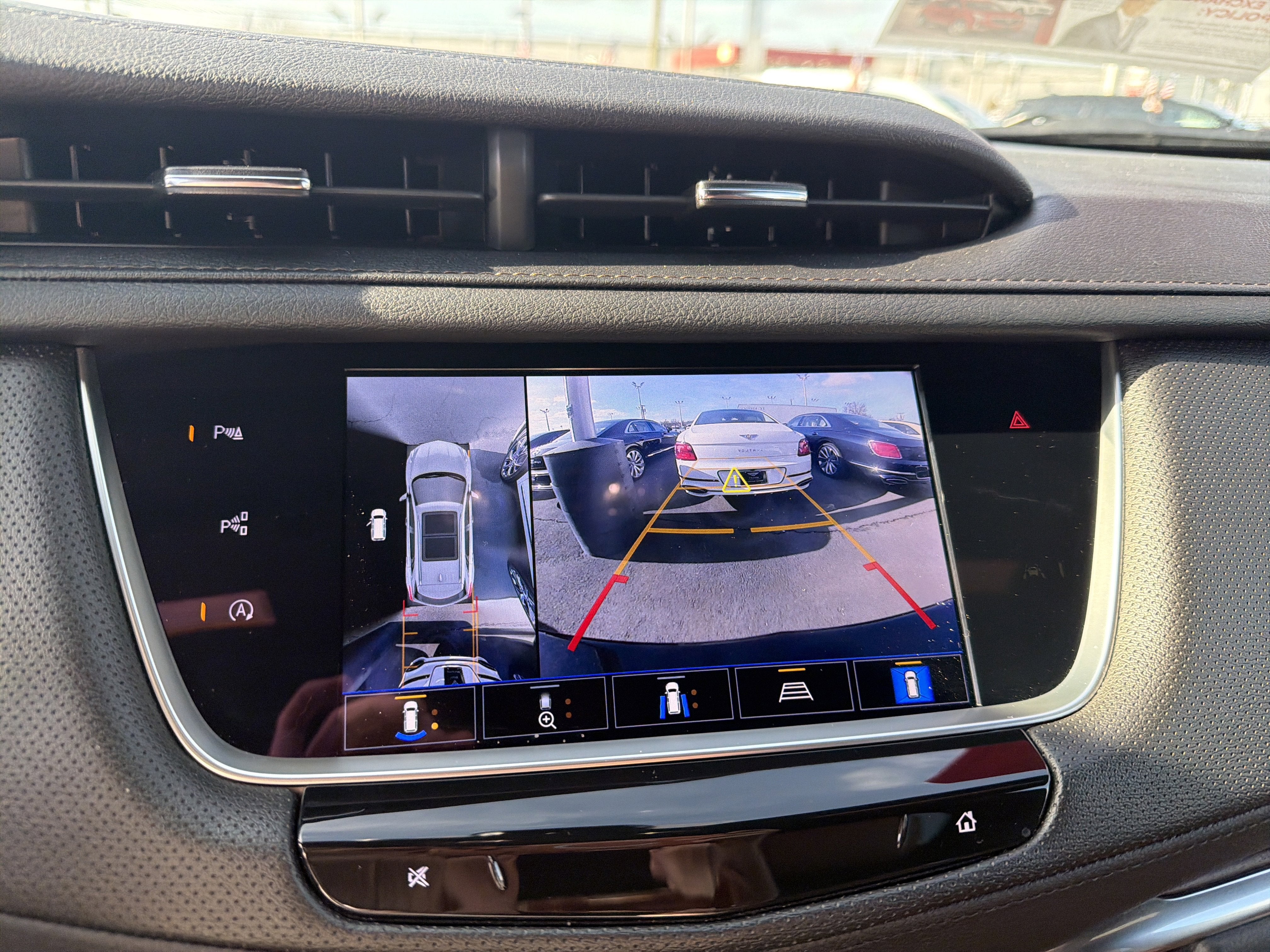 2022 Cadillac XT5 Sport