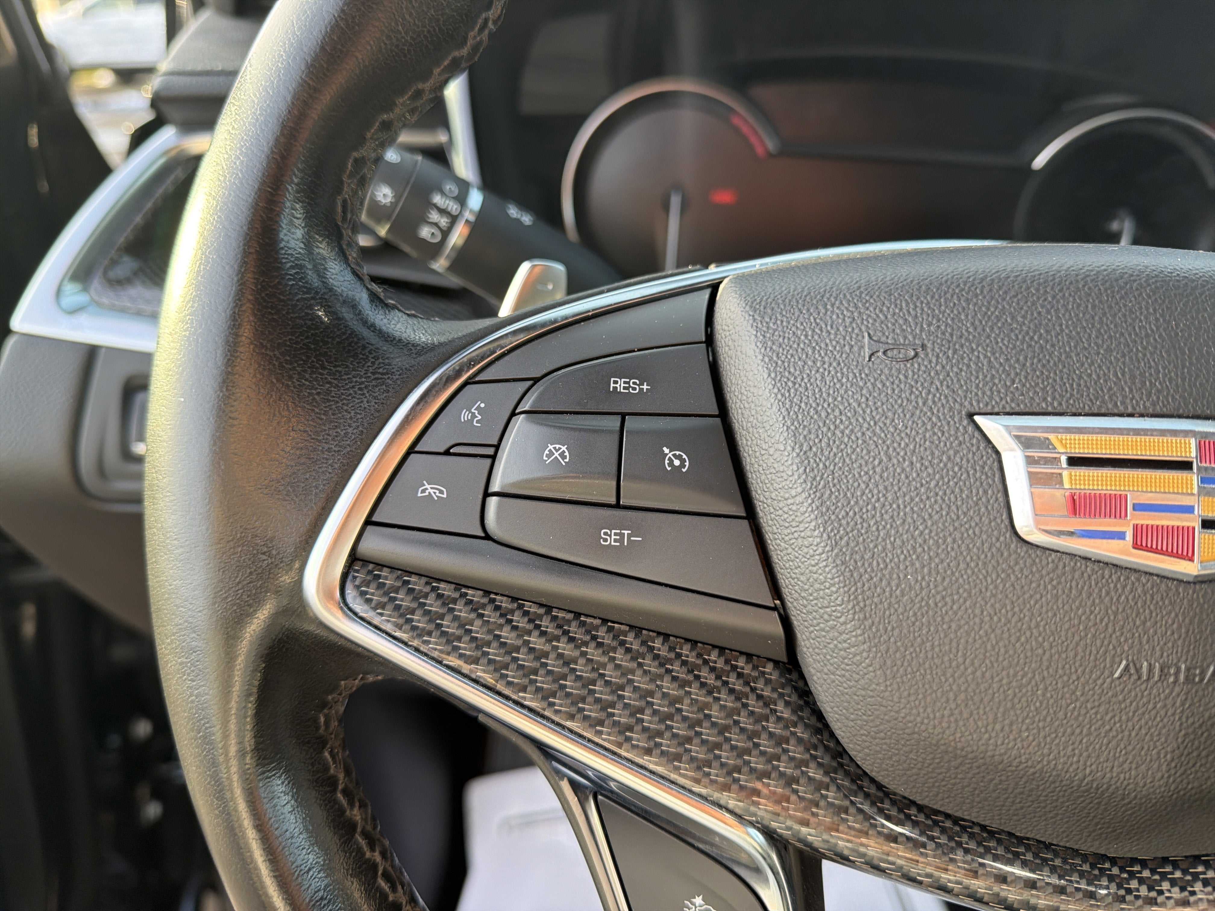 2023 Cadillac XT5 Sport