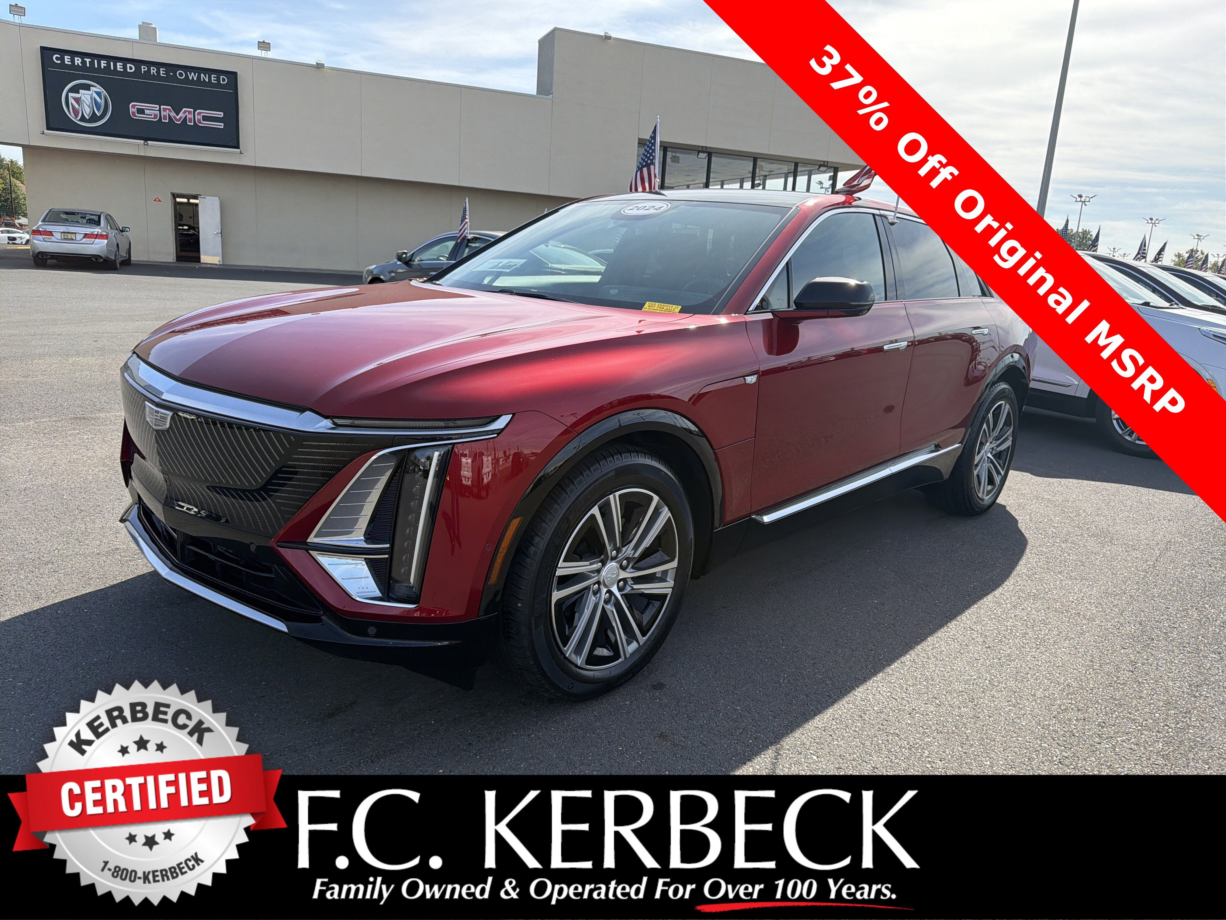 2024 Cadillac LYRIQ Luxury 2