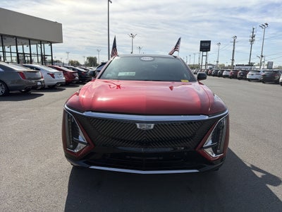 2024 Cadillac LYRIQ Luxury 2