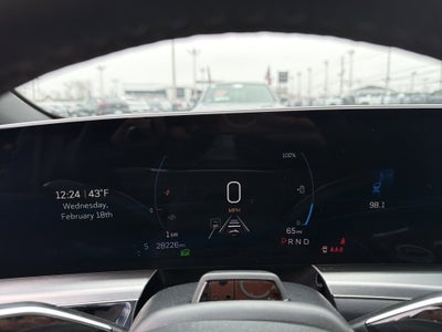 2024 Cadillac LYRIQ Luxury 2