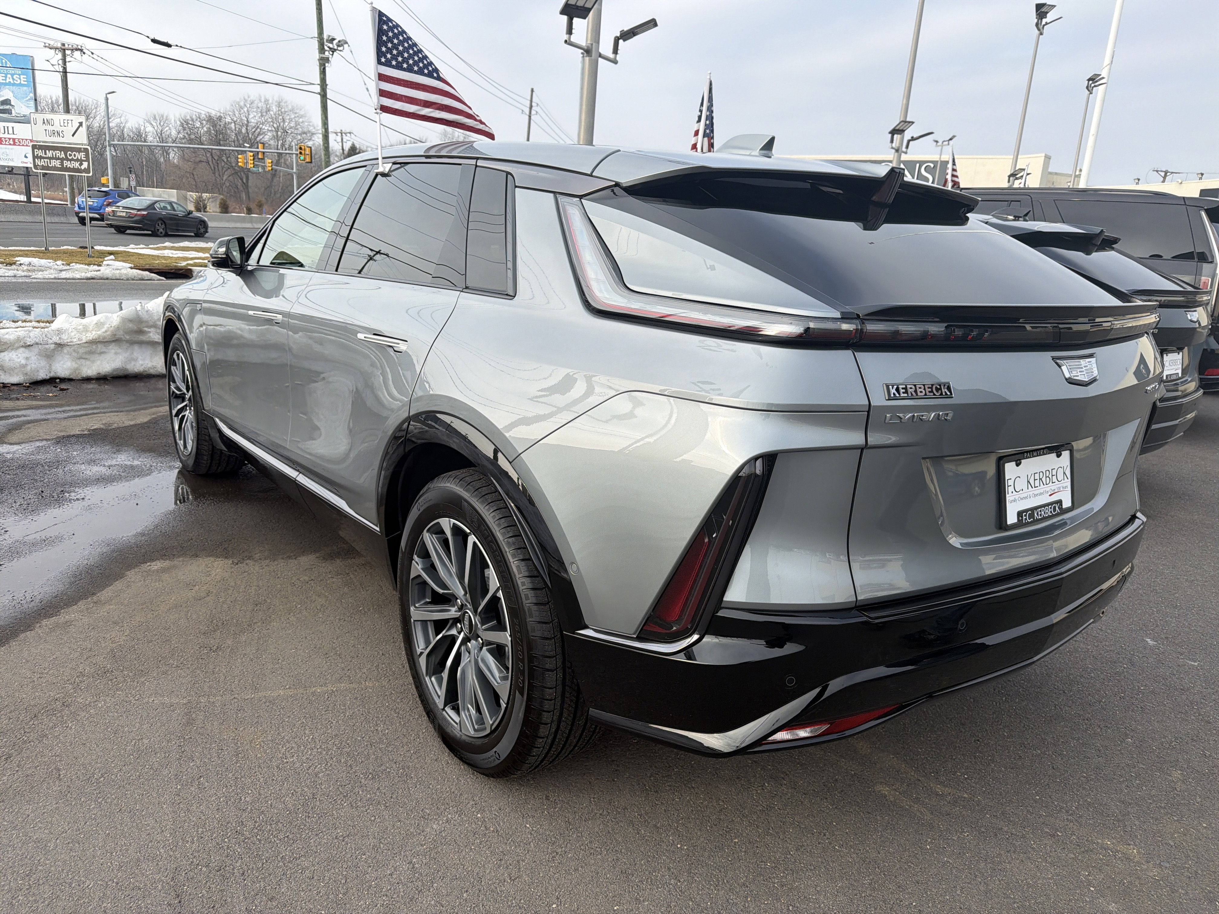 2024 Cadillac LYRIQ Sport 1