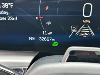 2024 Cadillac LYRIQ Sport 2