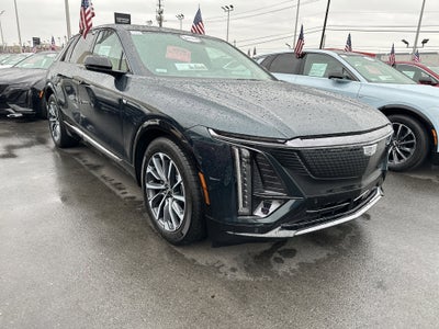 2024 Cadillac LYRIQ Sport 2