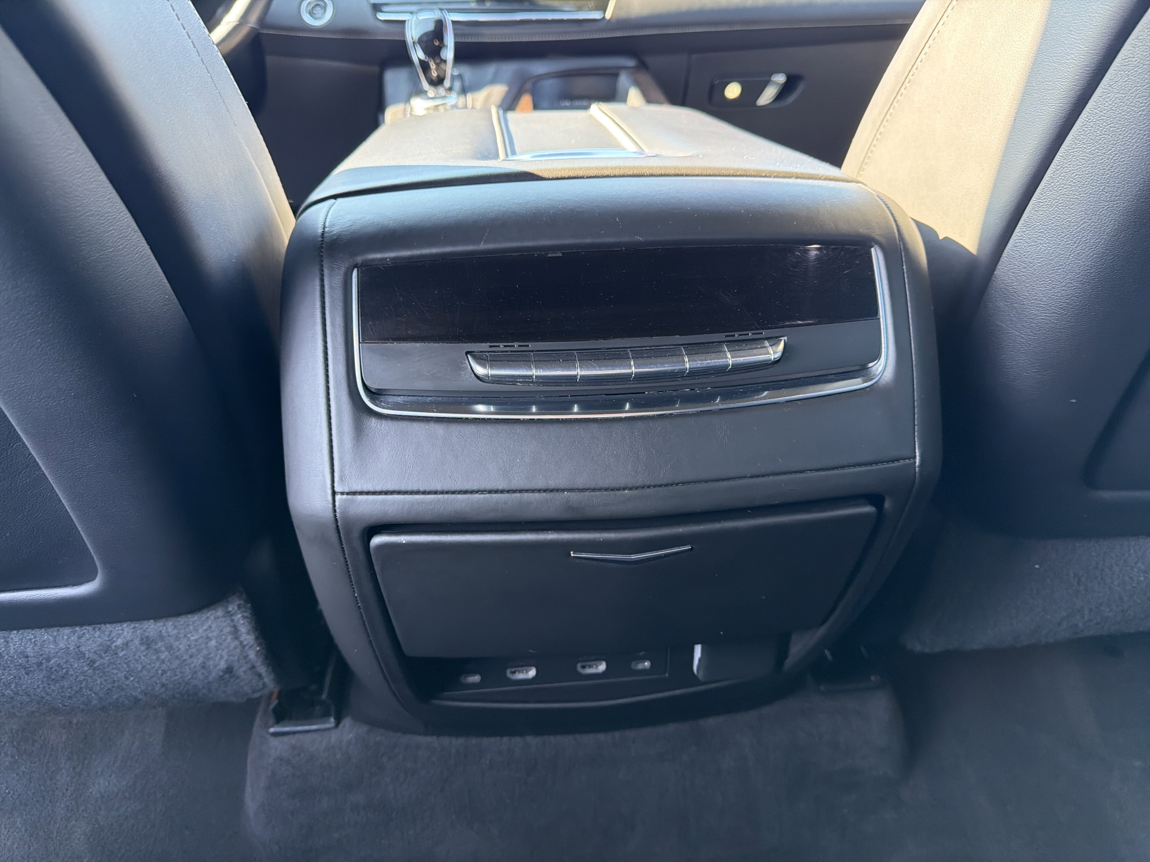 2023 Cadillac Escalade ESV Sport Platinum