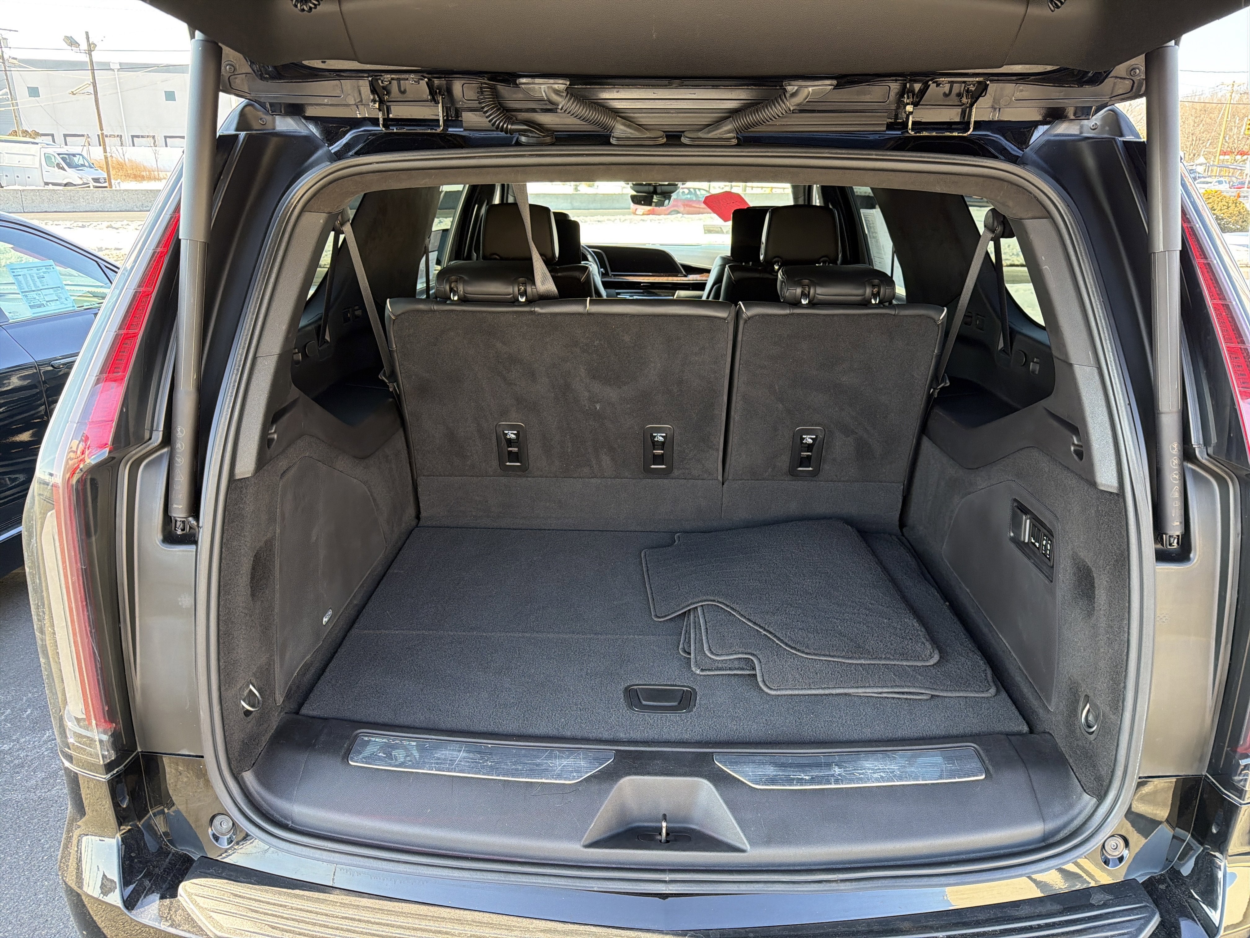 2023 Cadillac Escalade ESV Sport Platinum