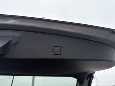 2025 Cadillac OPTIQ Luxury 1