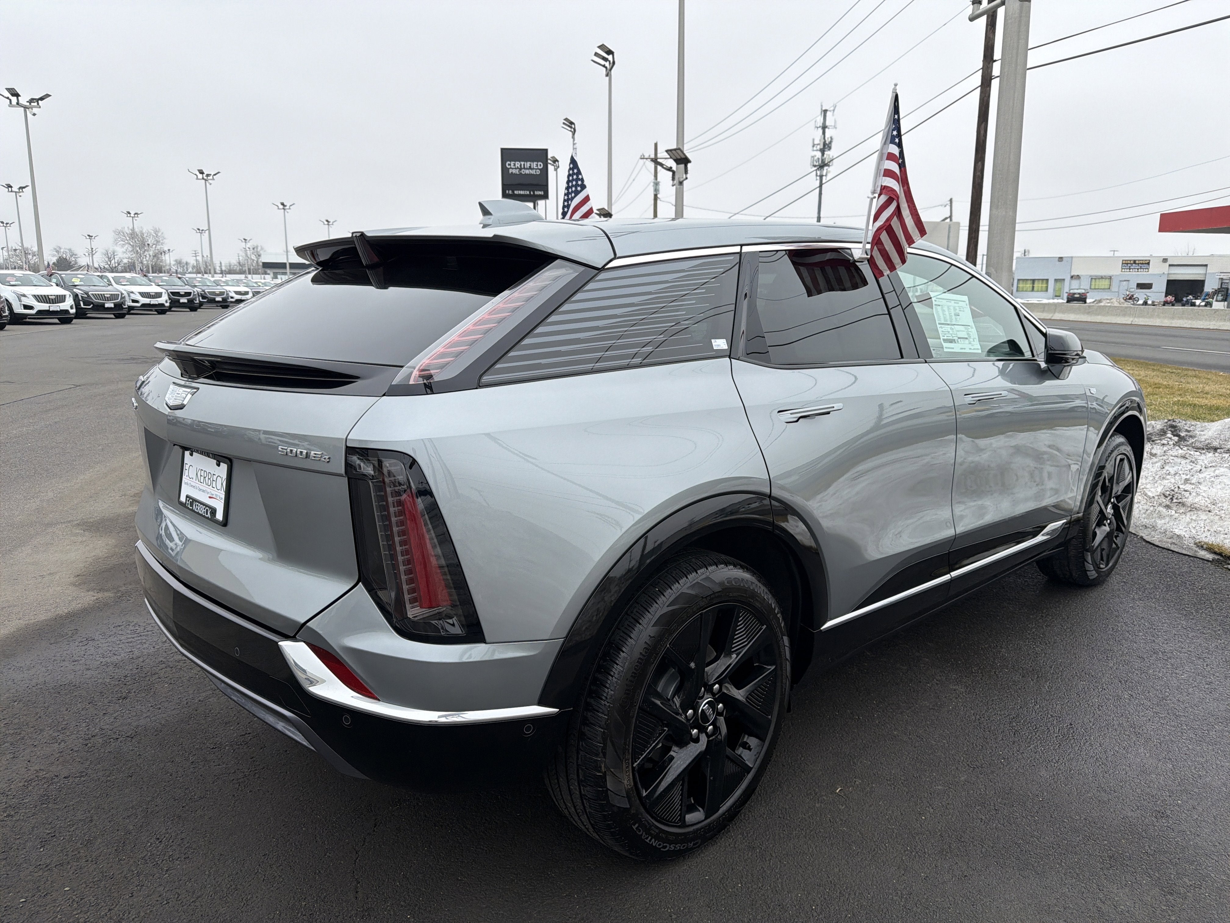 2025 Cadillac OPTIQ Luxury 1