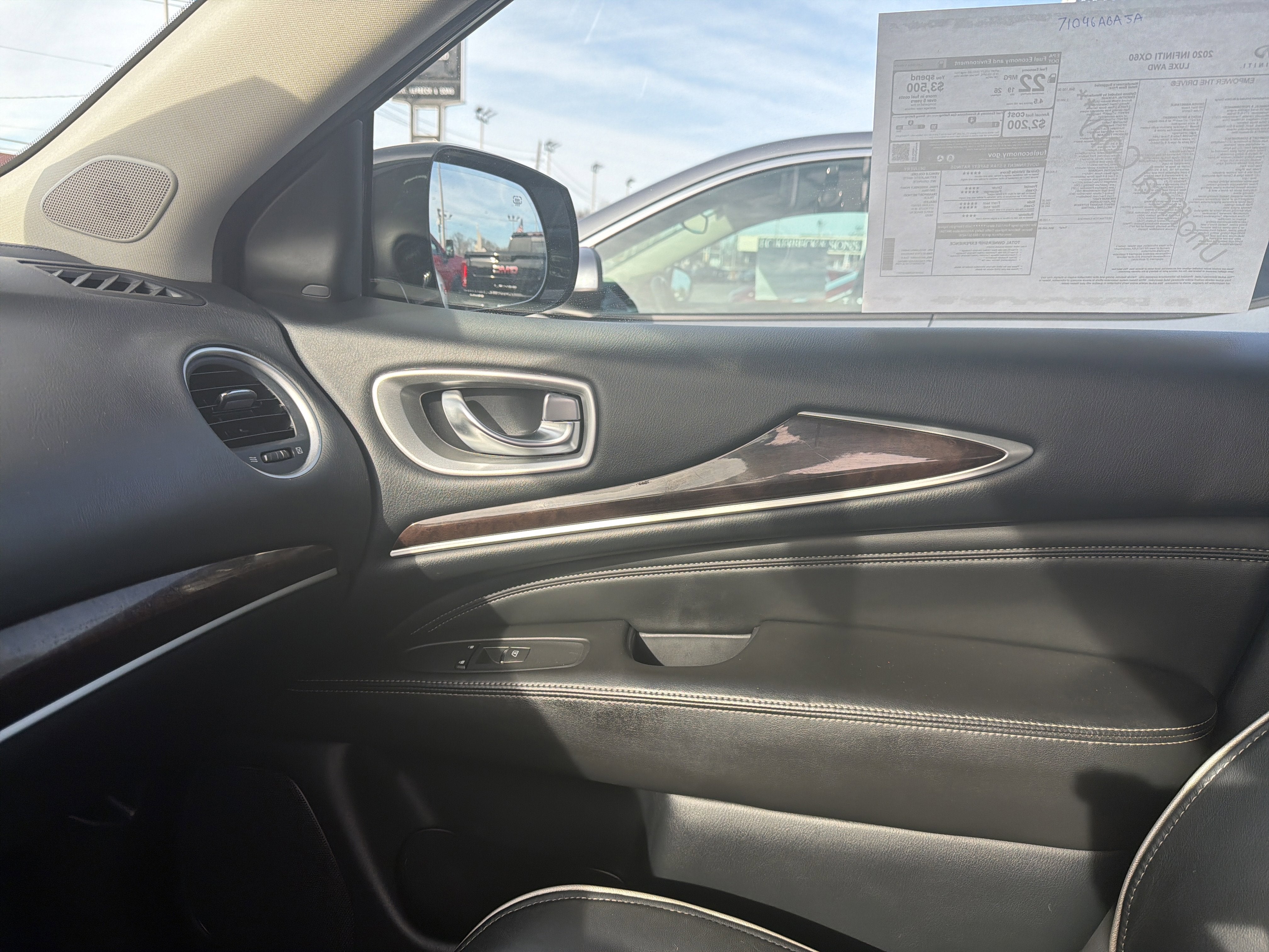 2020 INFINITI QX60 LUXE AWD