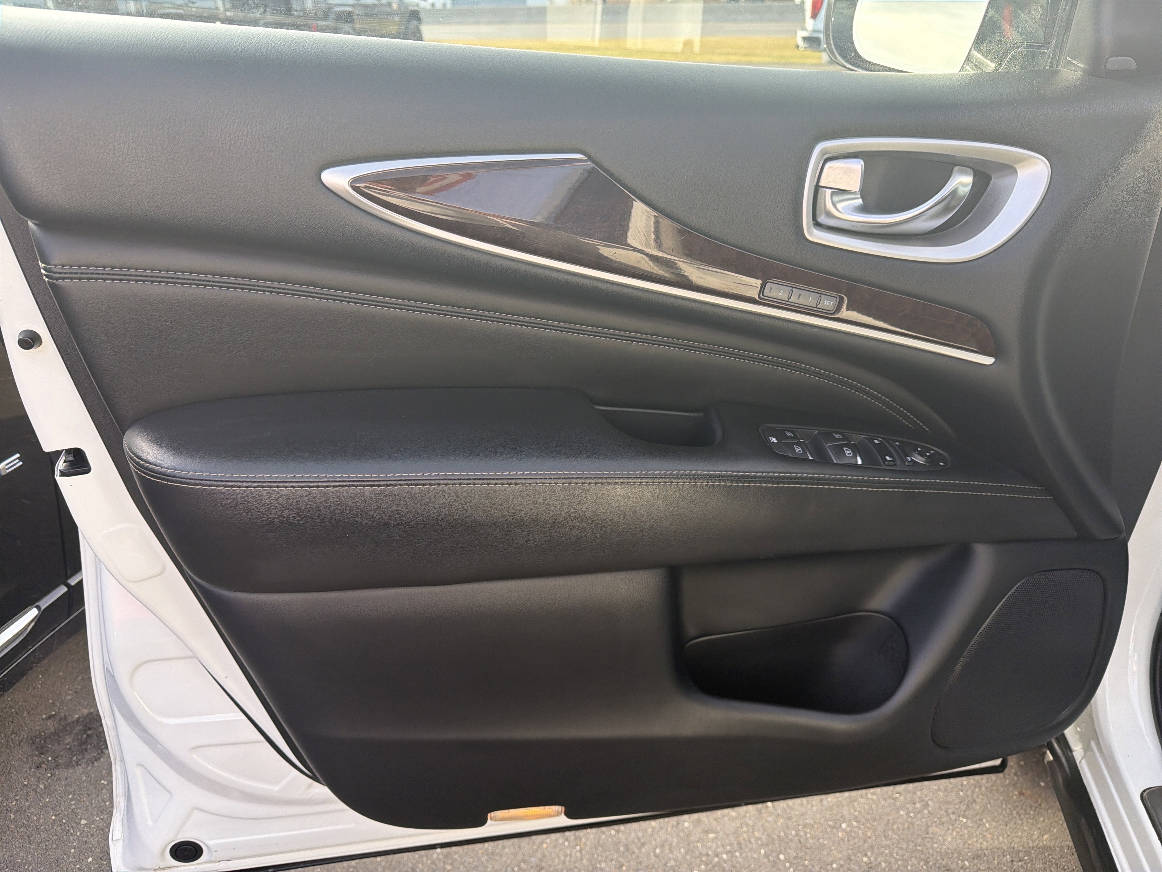 2020 INFINITI QX60 LUXE AWD