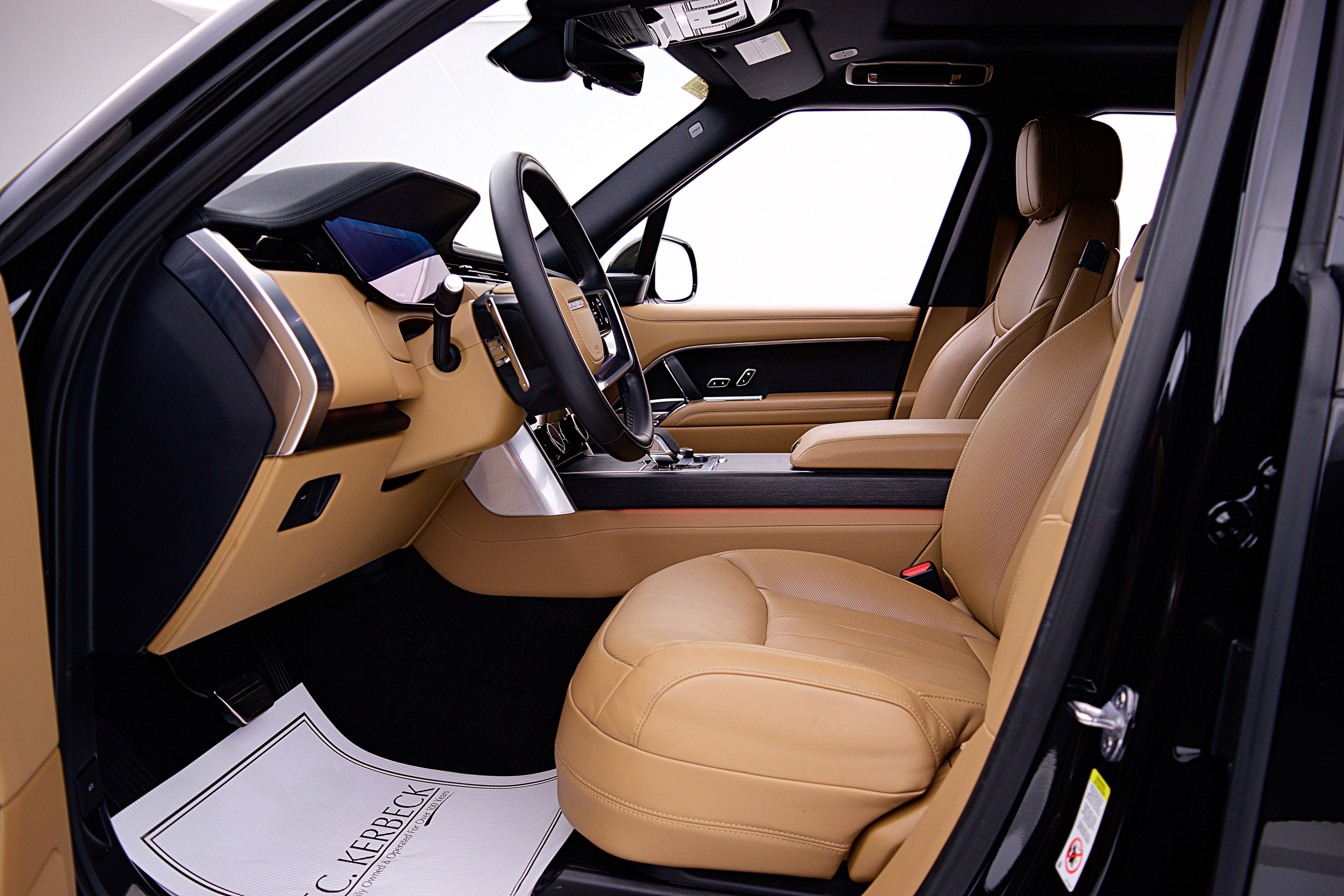 2023 Land Rover Range Rover P530 SE