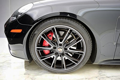 2023 Porsche Panamera GTS
