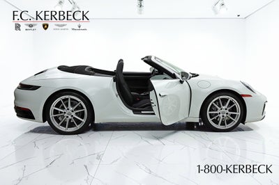 2020 Porsche 911 Carrera Cabriolet