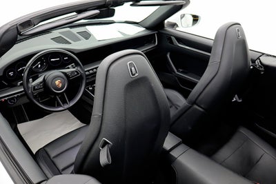 2020 Porsche 911 Carrera Cabriolet