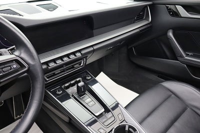 2020 Porsche 911 Carrera Cabriolet