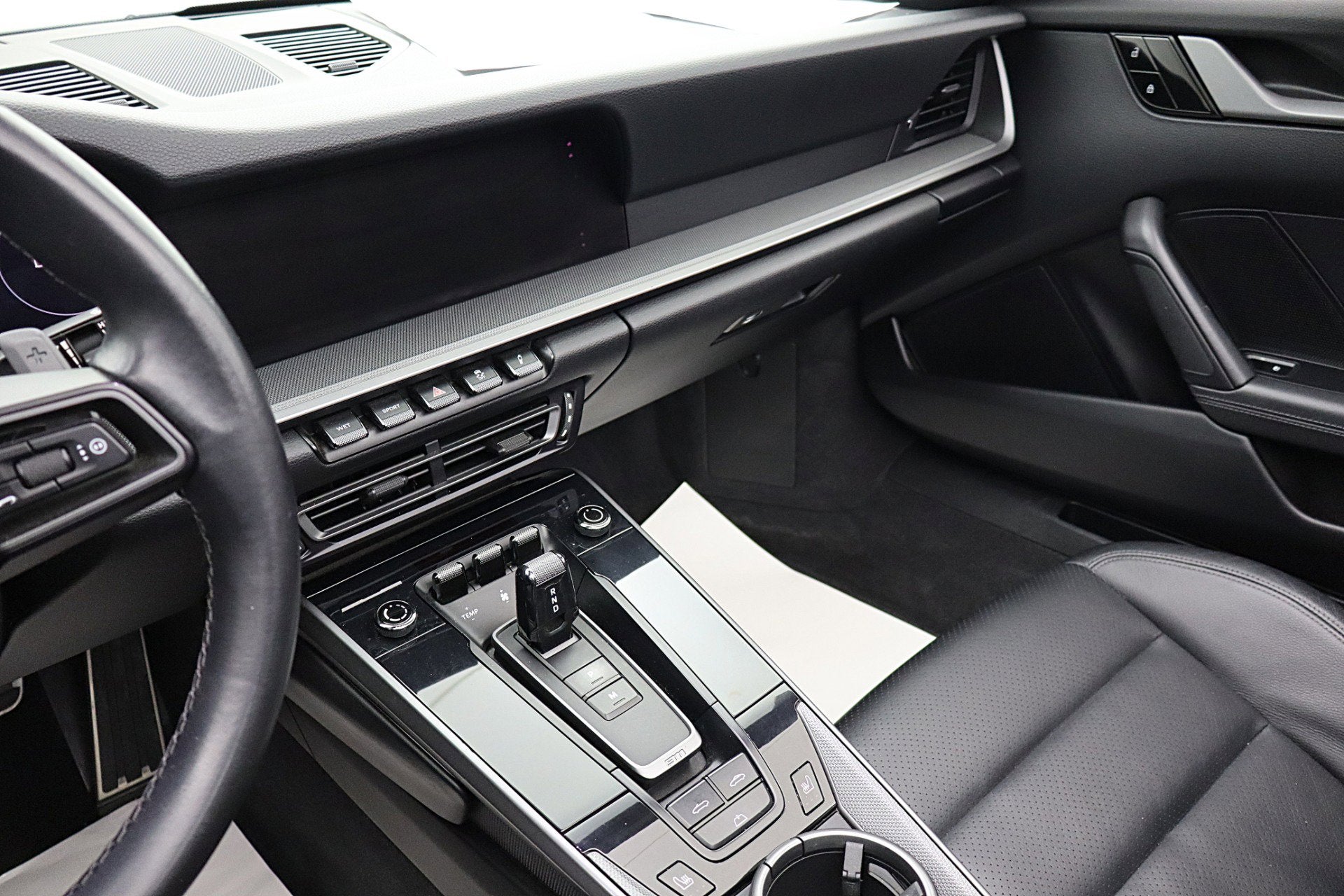 2020 Porsche 911 Carrera Cabriolet