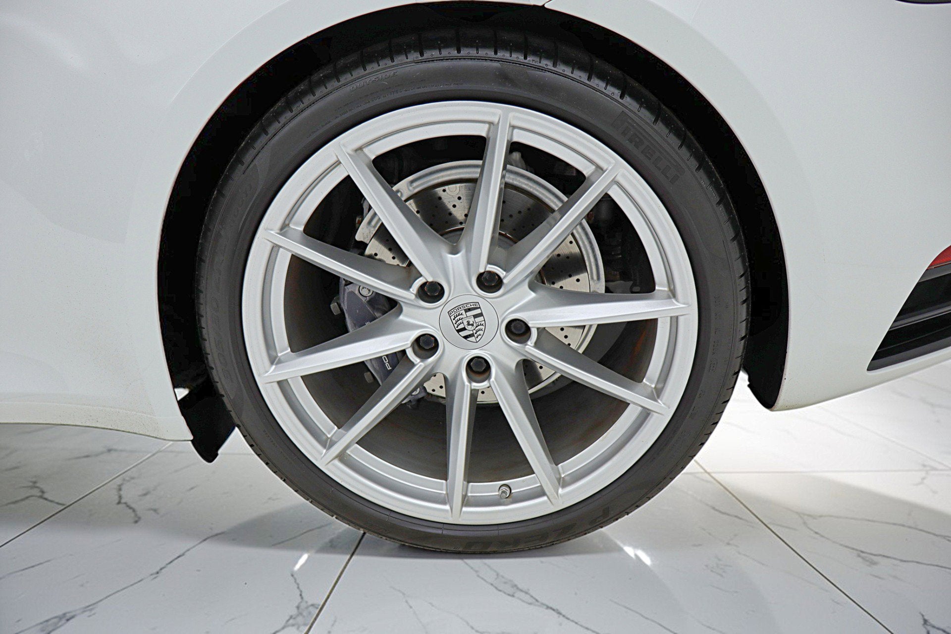 2020 Porsche 911 Carrera Cabriolet