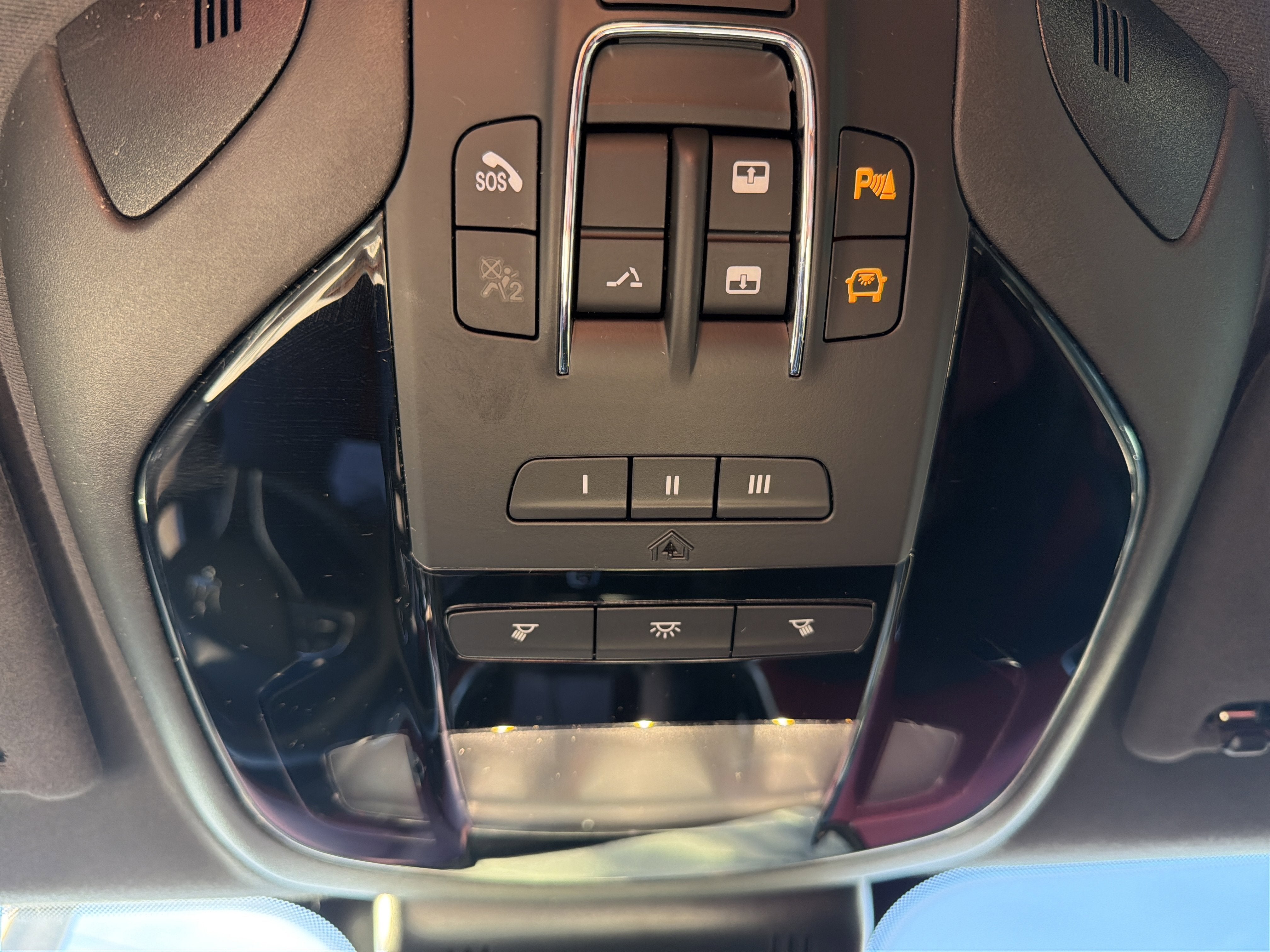 2023 Maserati Ghibli Modena Q4