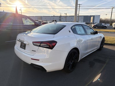 2023 Maserati Ghibli Modena Q4