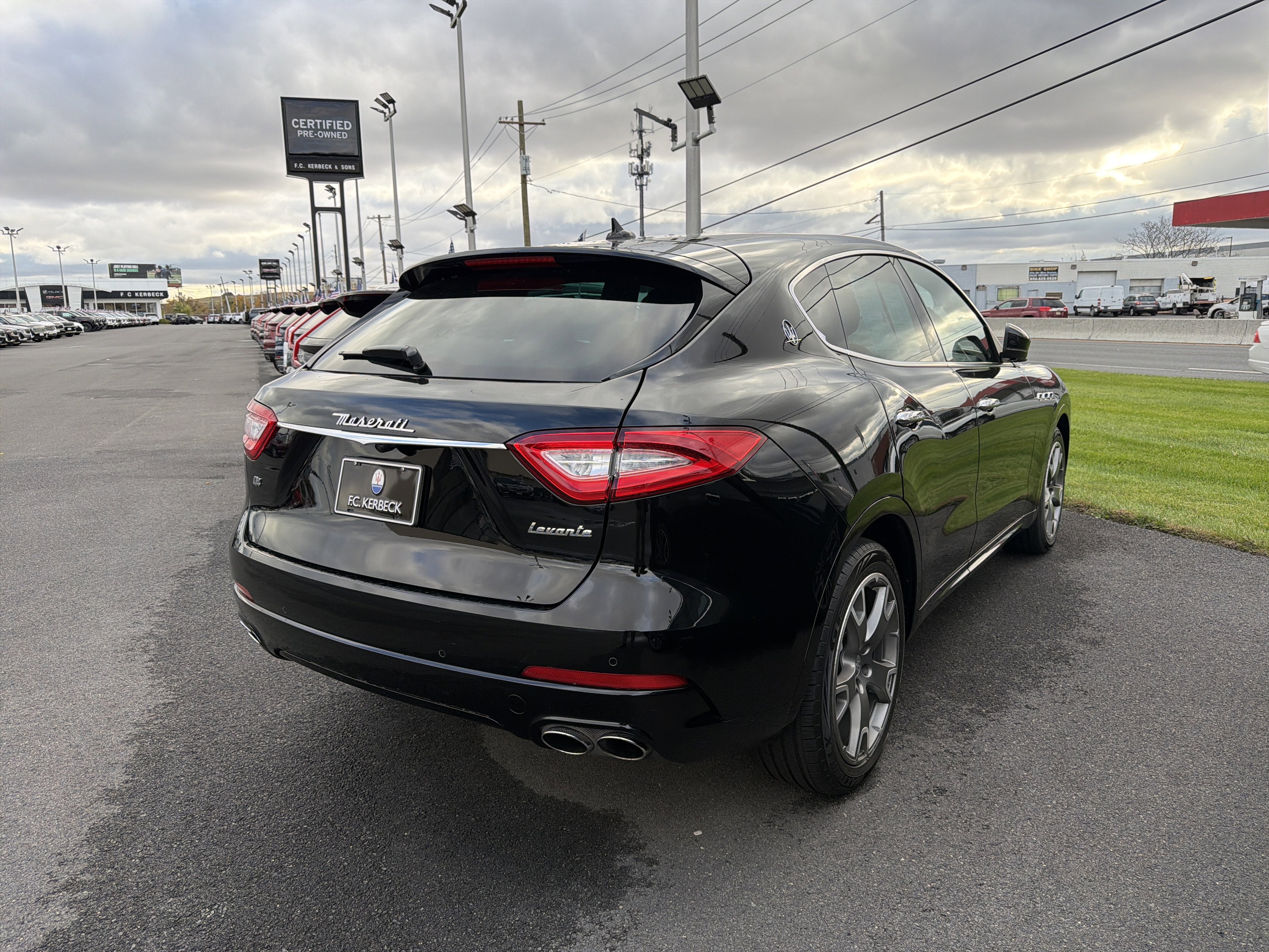 2019 Maserati Levante NA