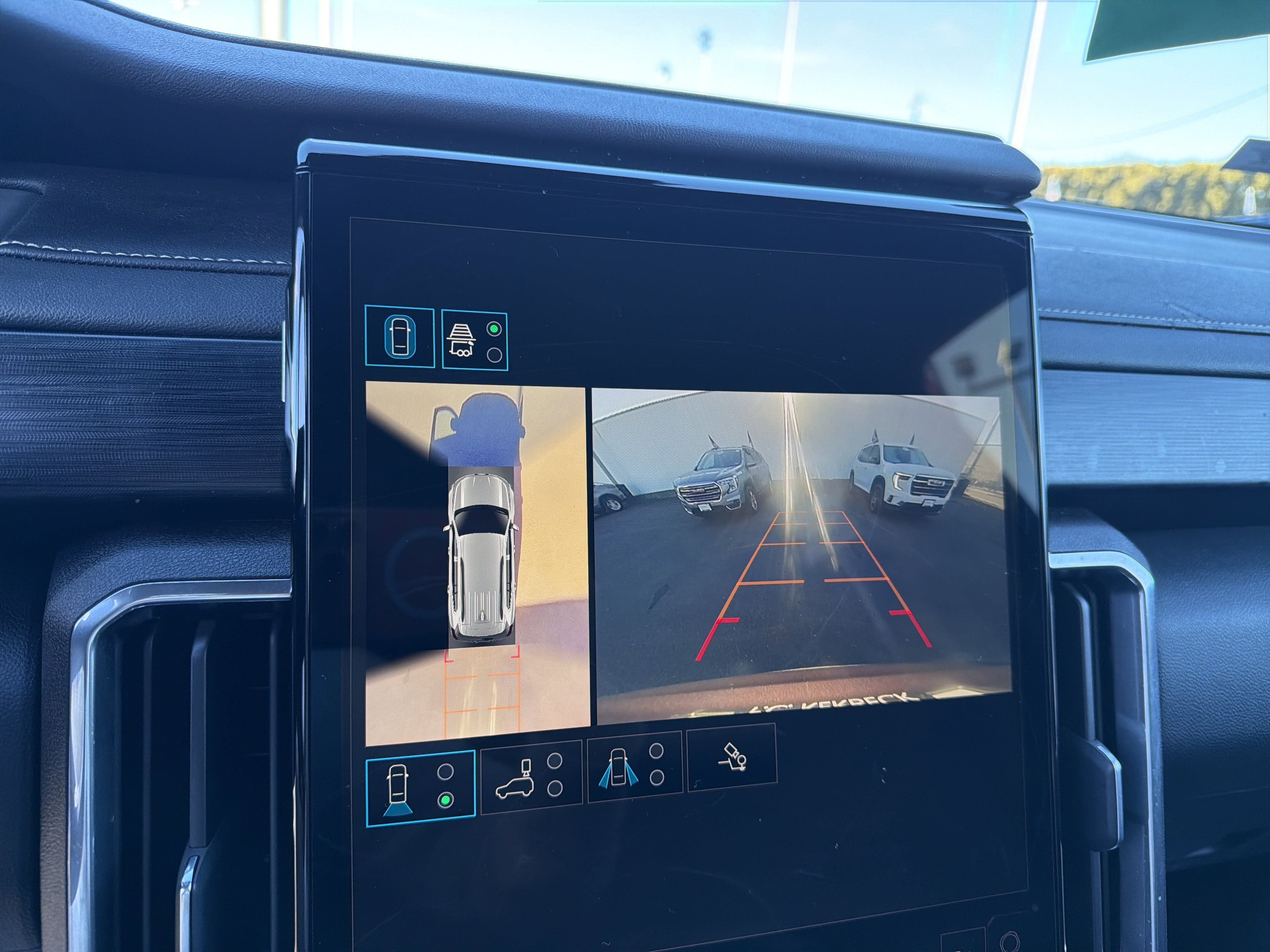 2025 GMC Acadia FWD Elevation