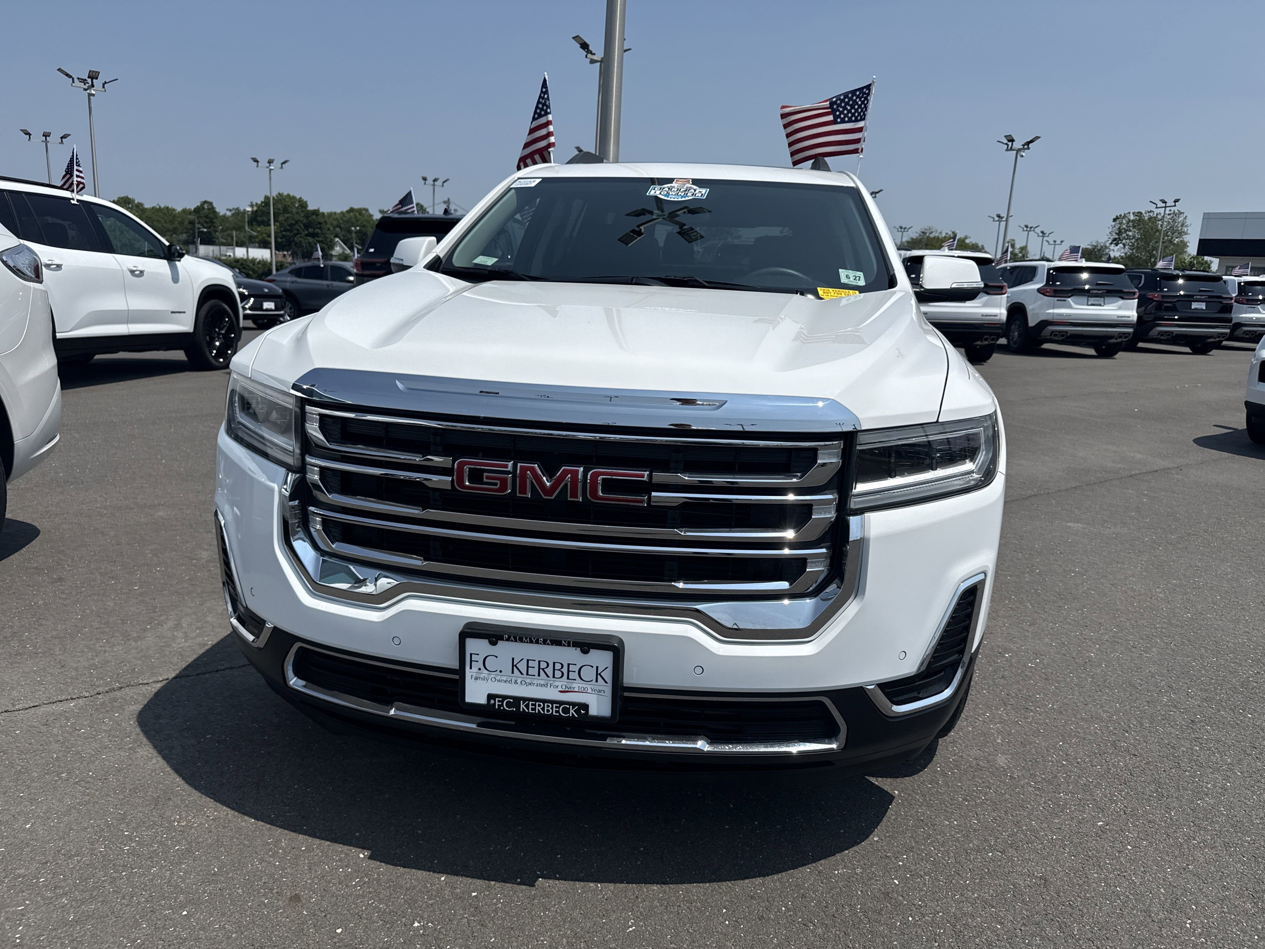 2022 GMC Acadia SLE