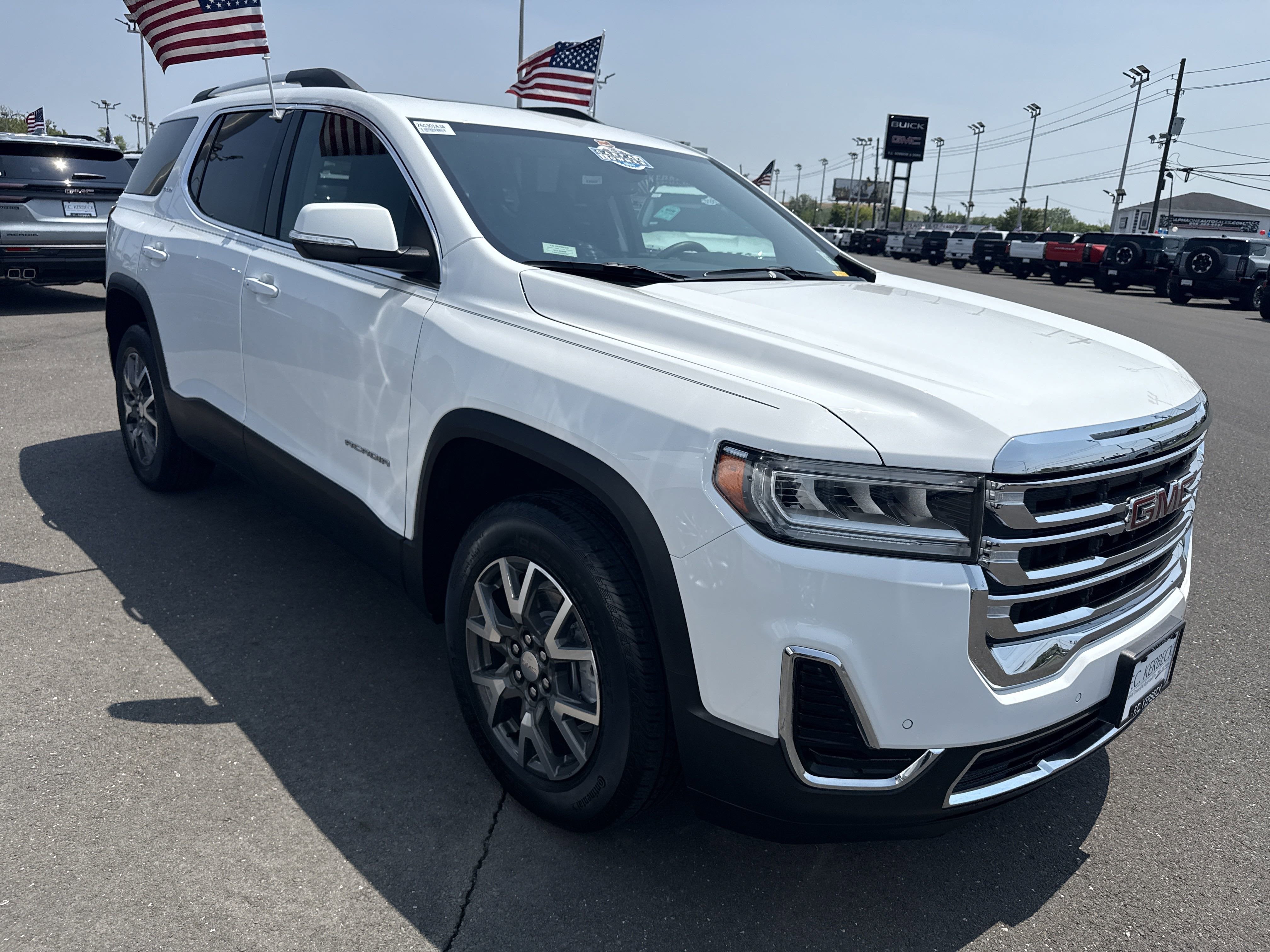 2022 GMC Acadia SLE