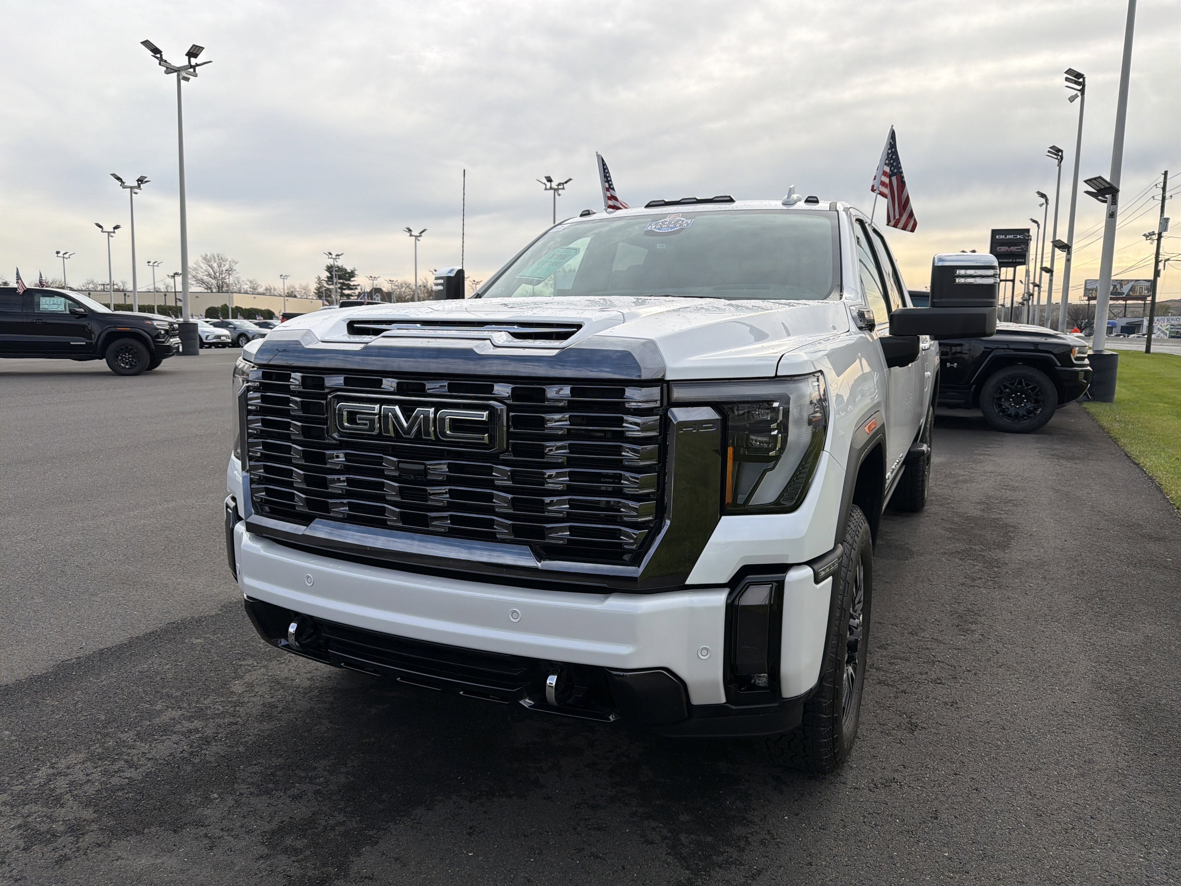 2024 GMC Sierra 2500HD Denali Ultimate