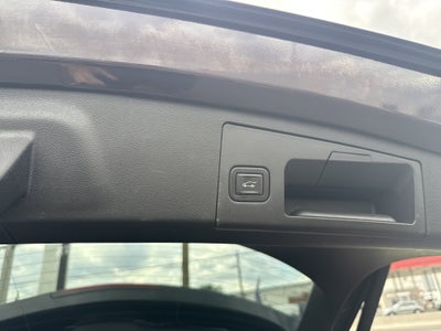 2021 Cadillac XT4 FWD Premium Luxury