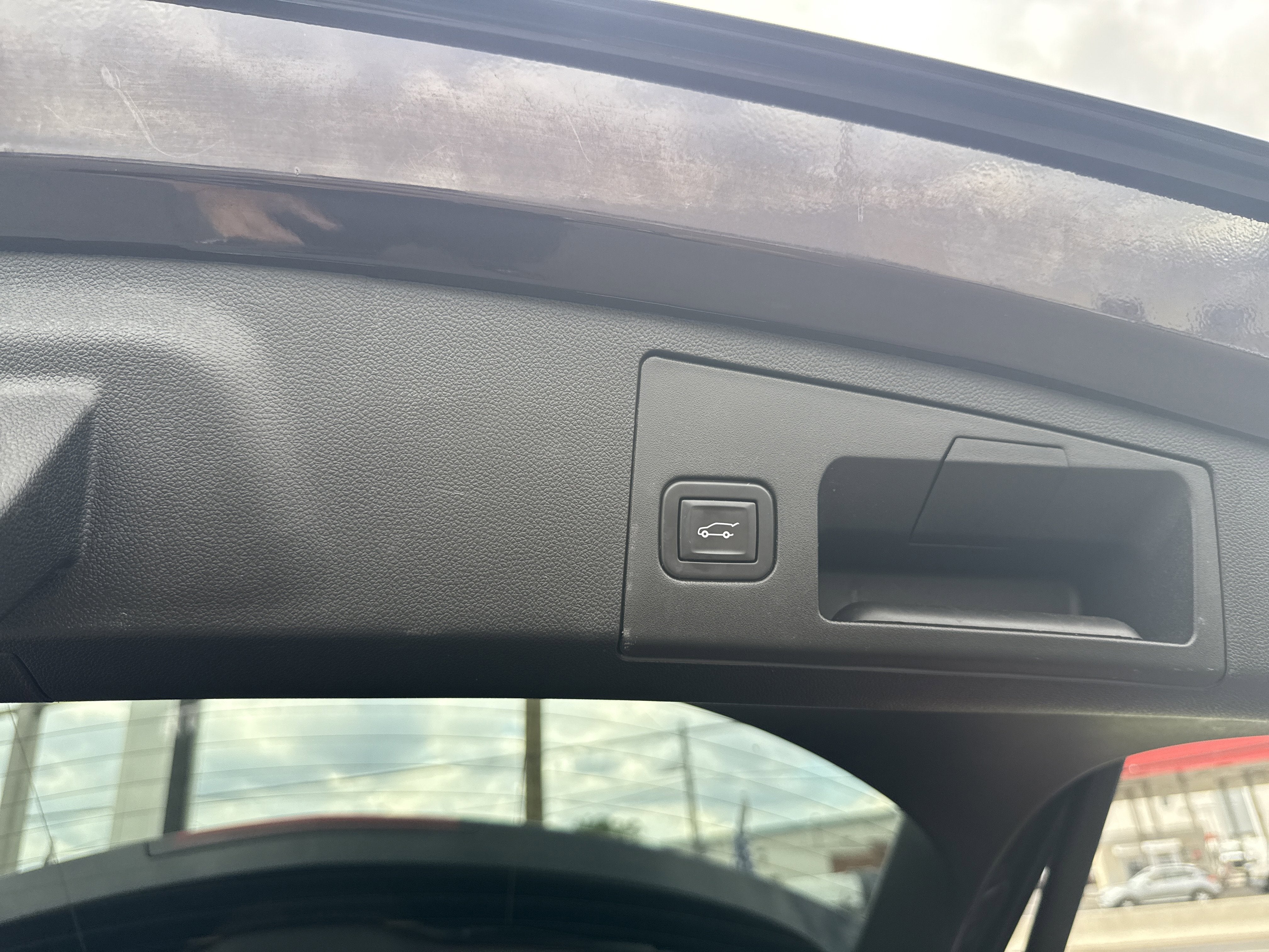 2021 Cadillac XT4 FWD Premium Luxury