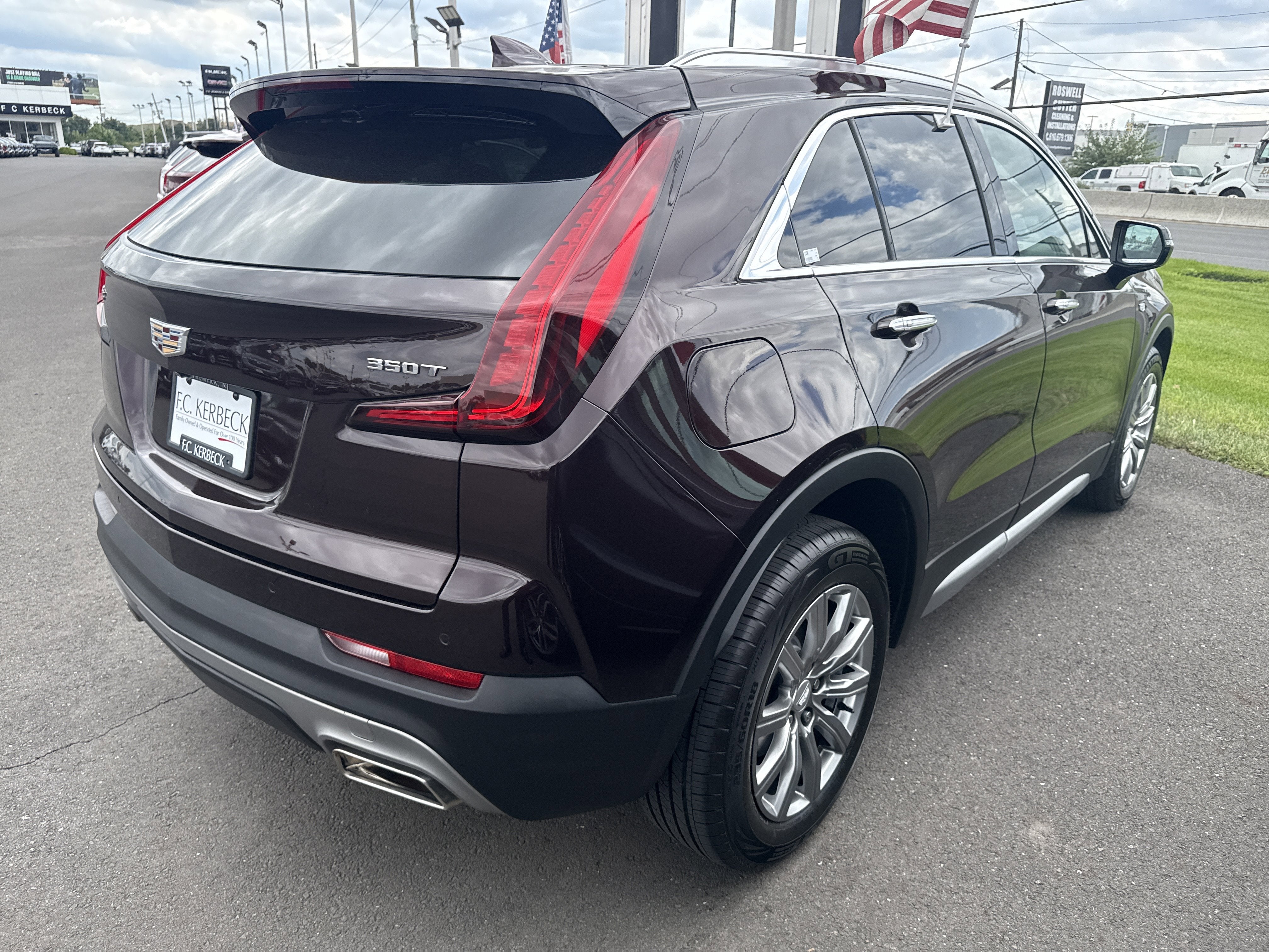 2021 Cadillac XT4 FWD Premium Luxury