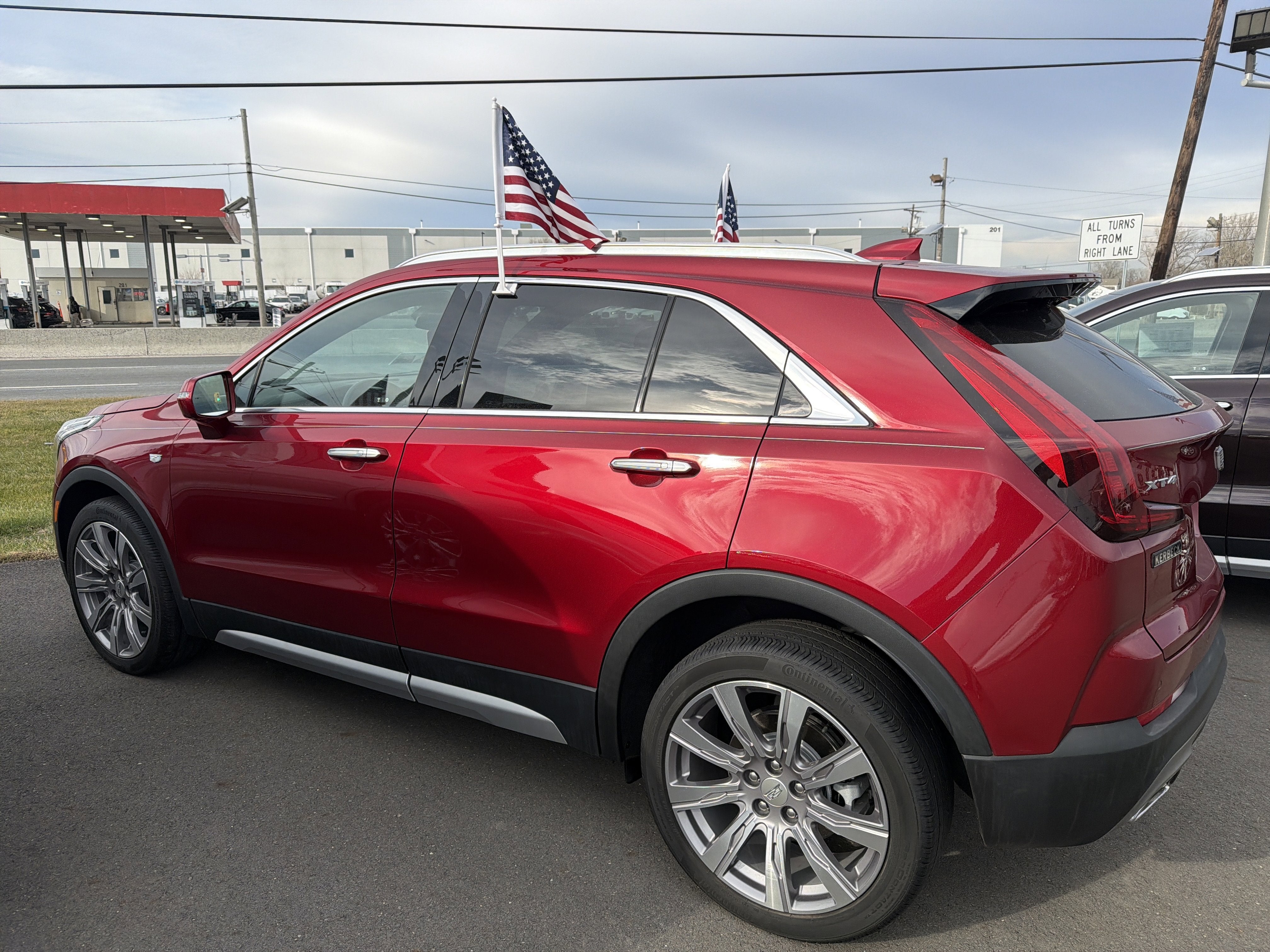 2021 Cadillac XT4 FWD Premium Luxury