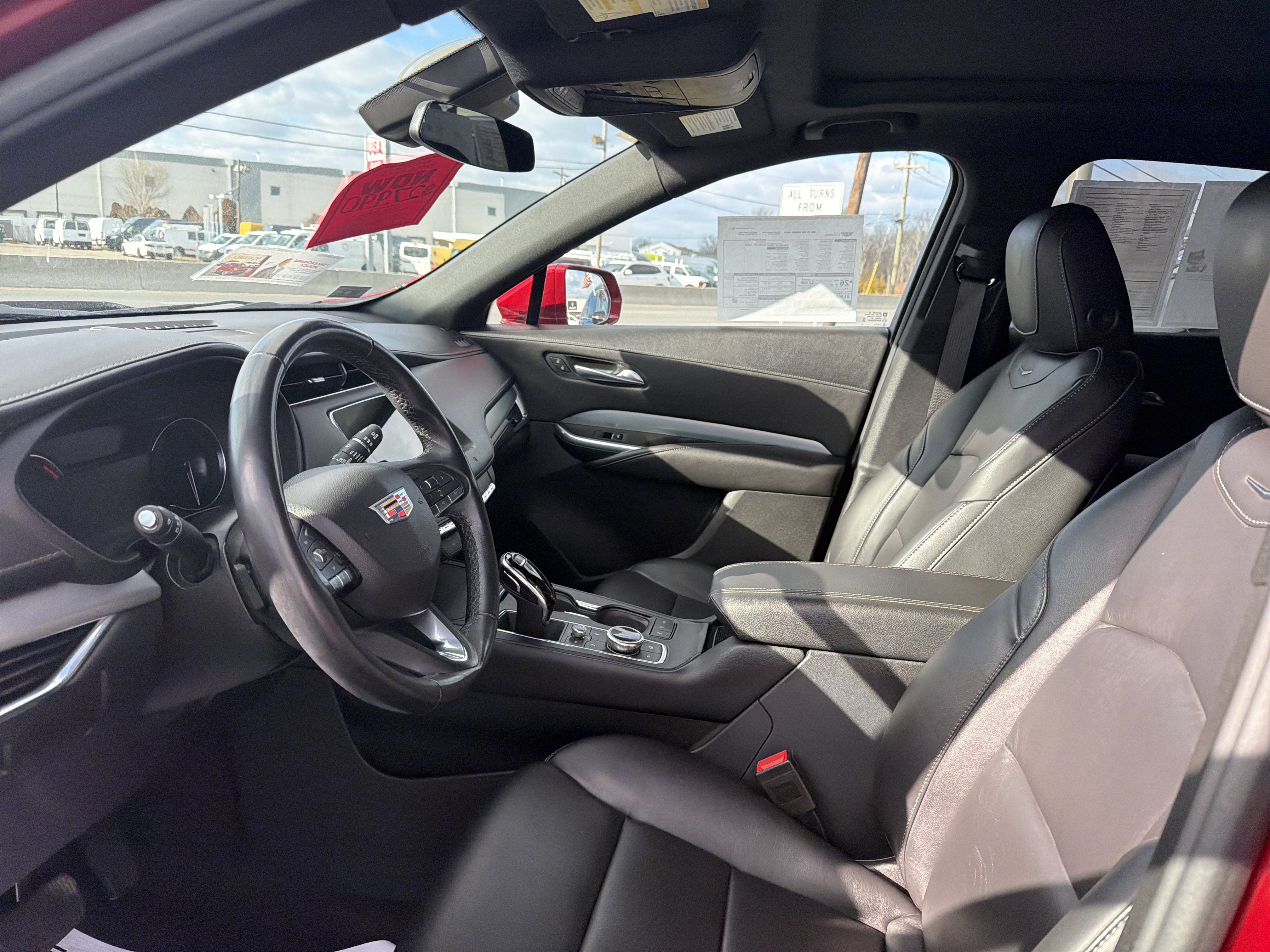 2021 Cadillac XT4 FWD Premium Luxury