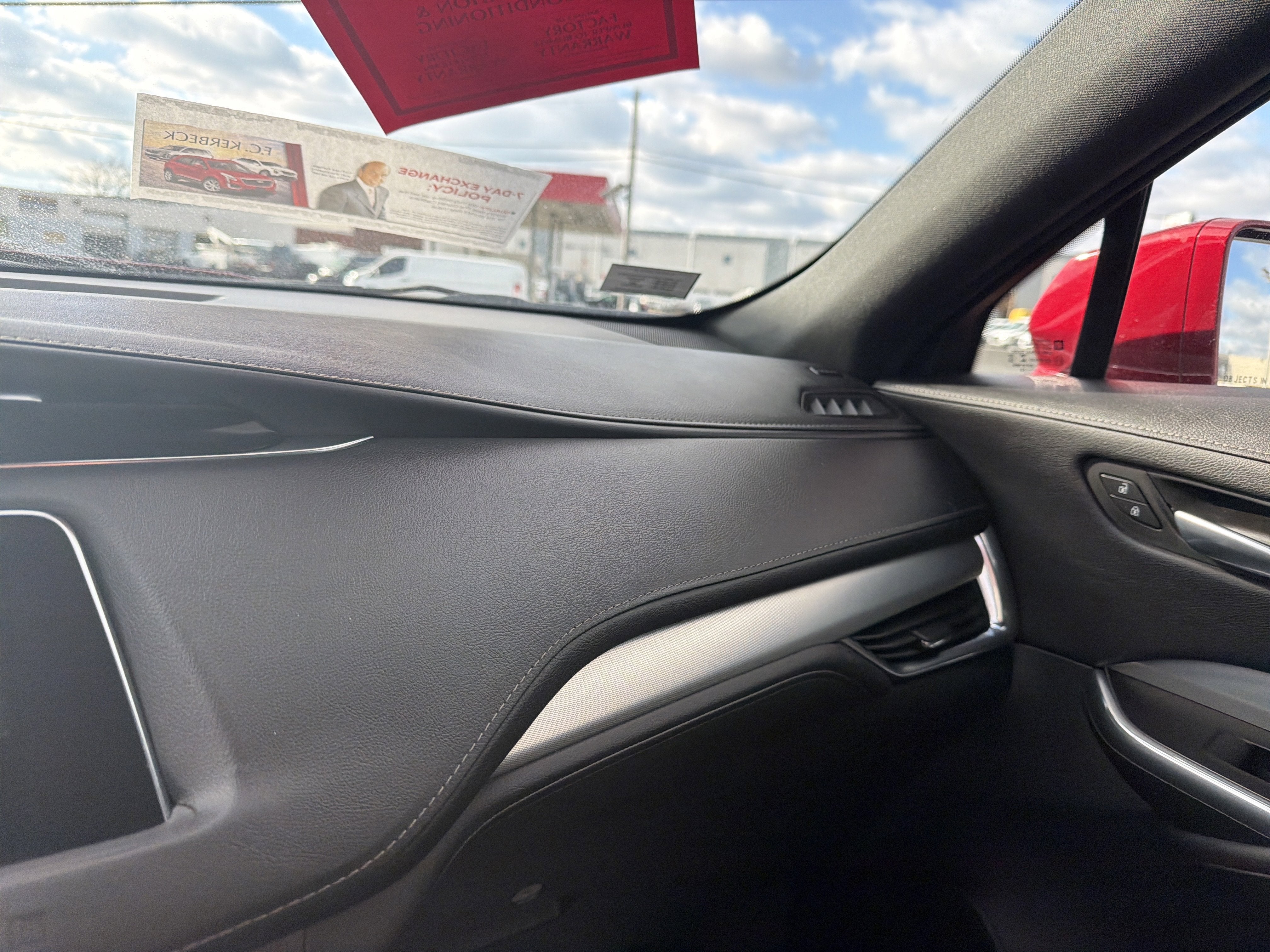 2021 Cadillac XT4 FWD Premium Luxury