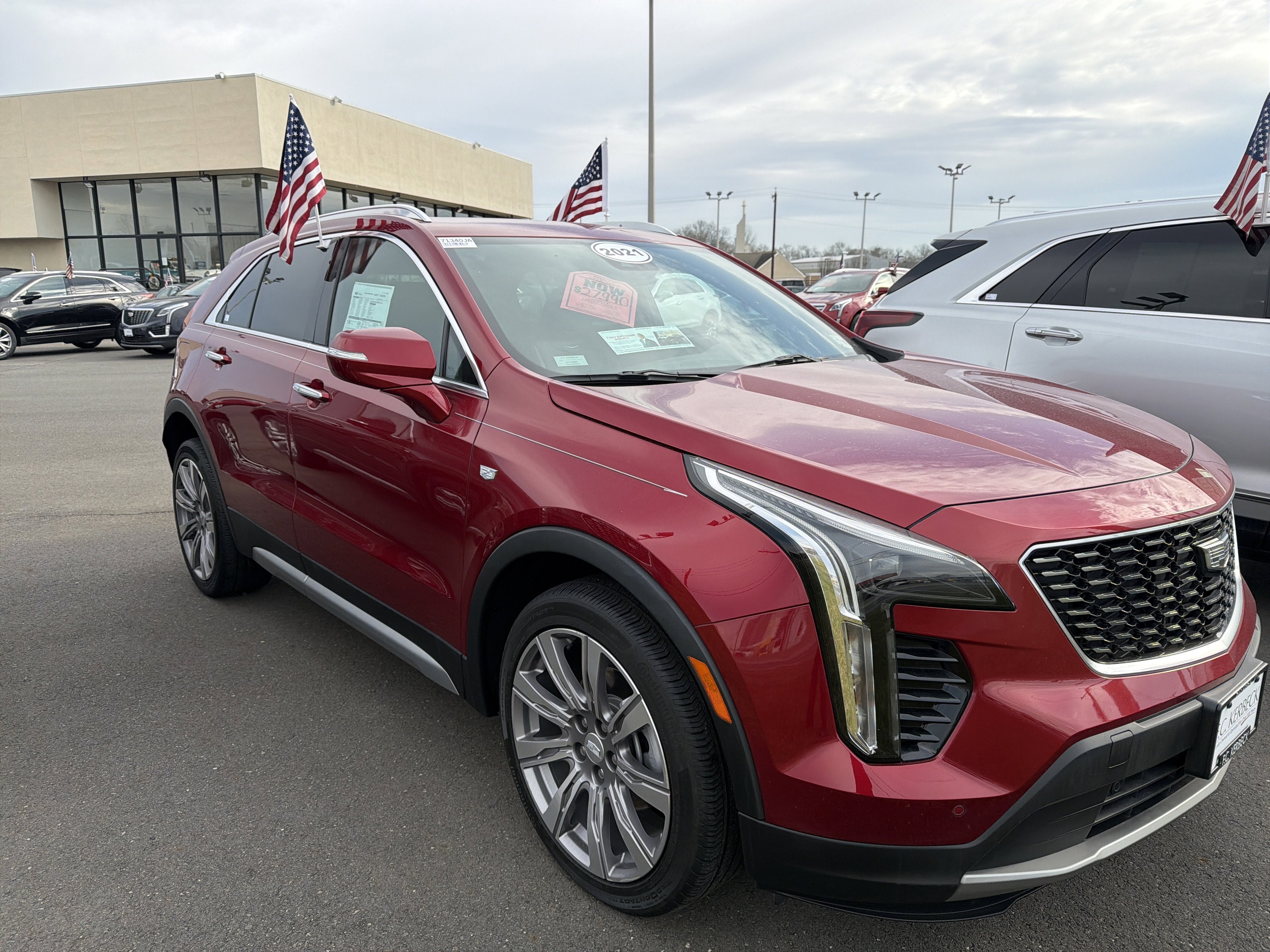 2021 Cadillac XT4 FWD Premium Luxury