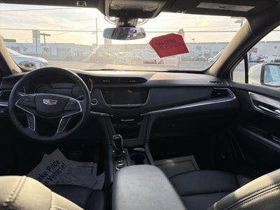 2022 Cadillac XT5 FWD Luxury