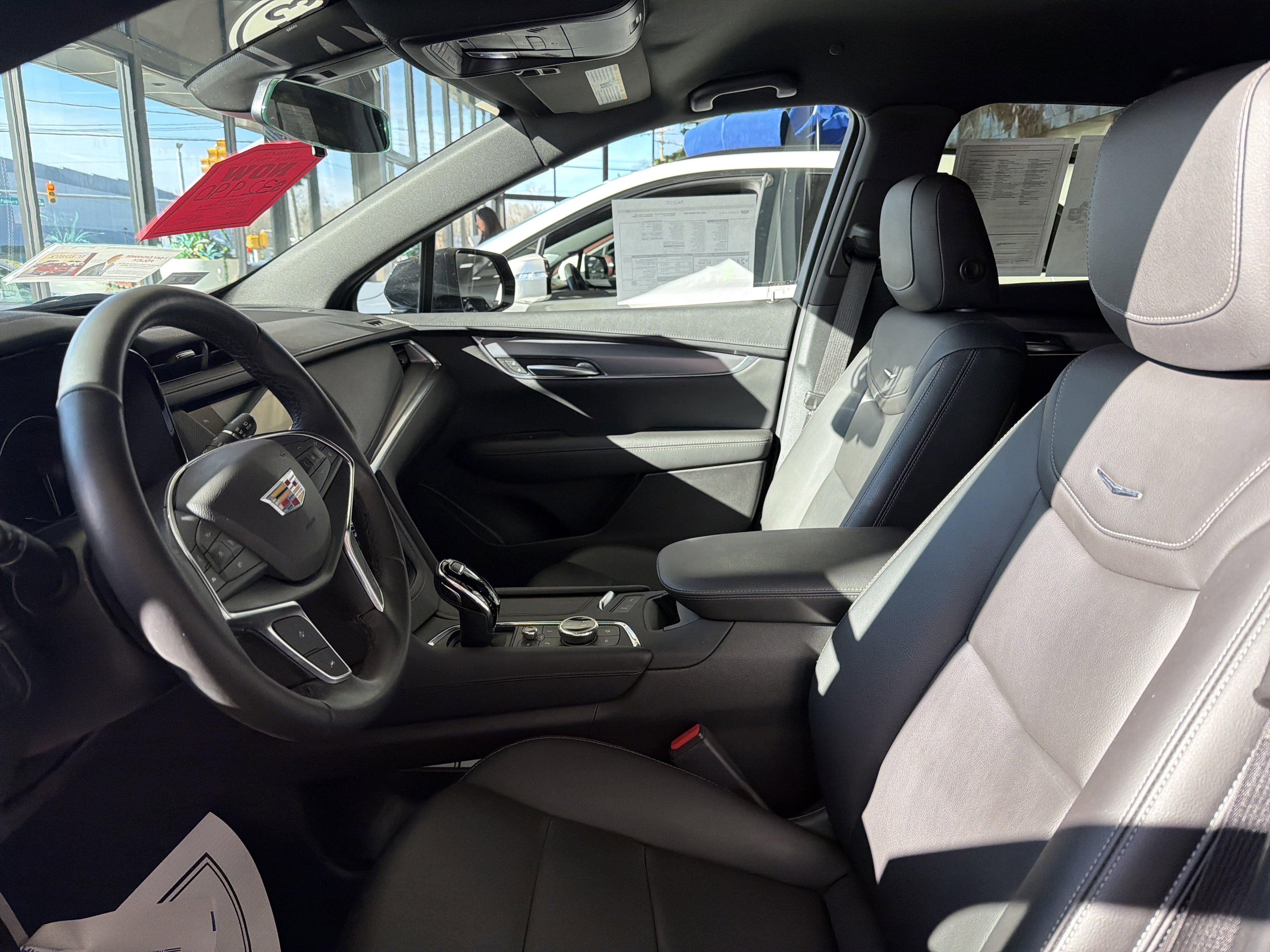 2023 Cadillac XT5 FWD Luxury