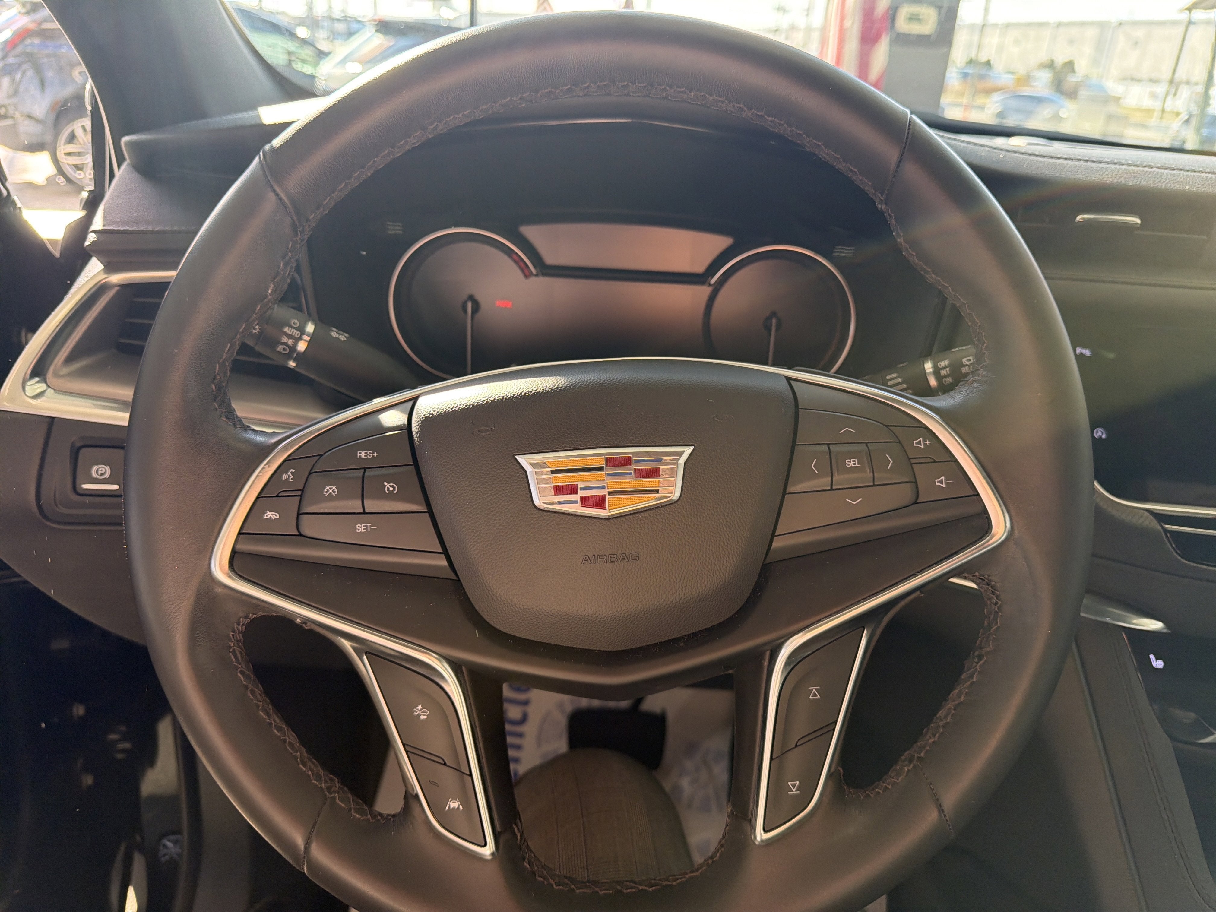 2023 Cadillac XT5 FWD Luxury