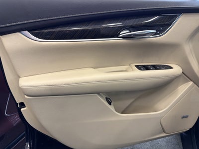 2017 Cadillac XT5 FWD