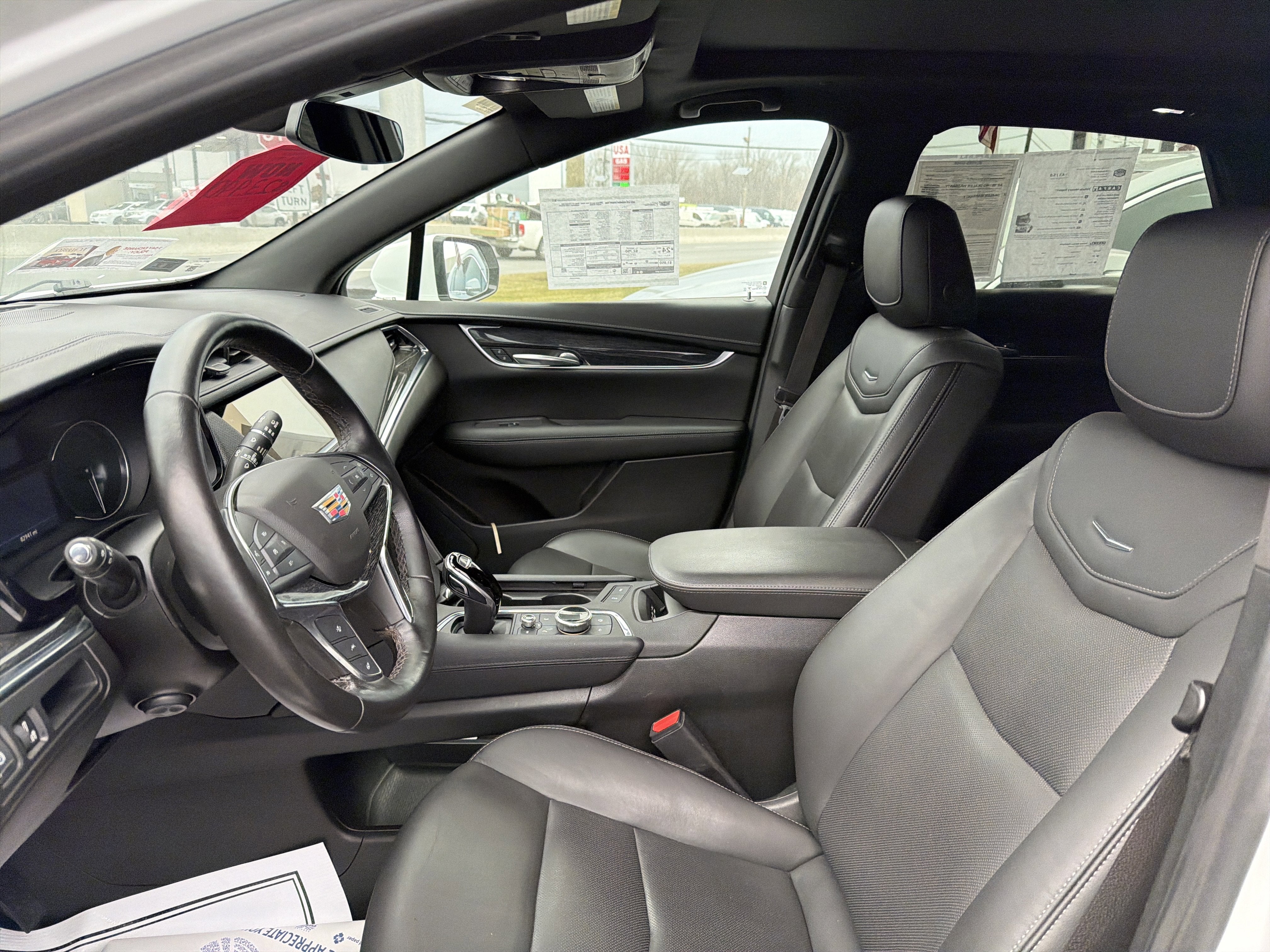 2022 Cadillac XT5 FWD Premium Luxury