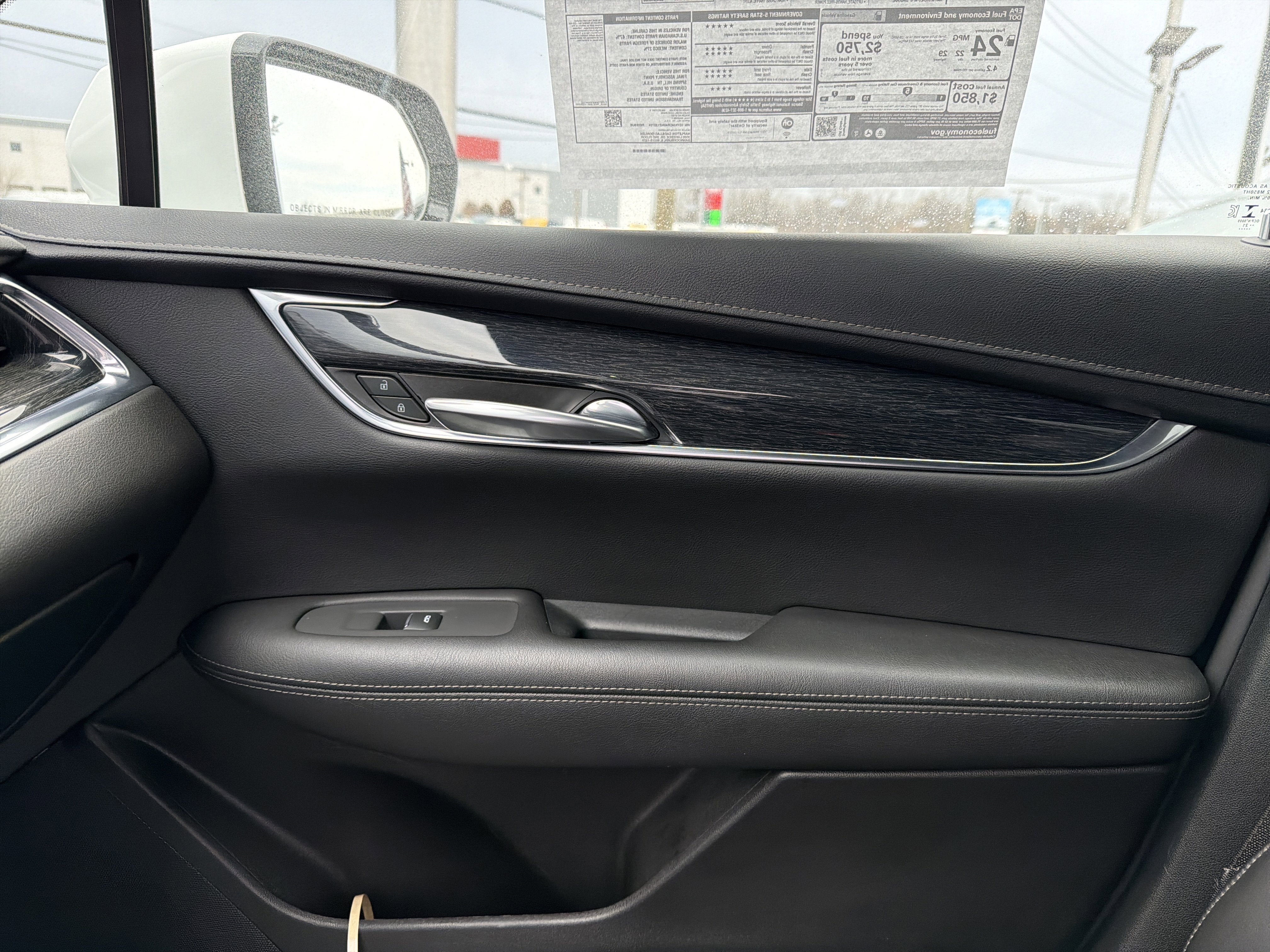 2022 Cadillac XT5 FWD Premium Luxury